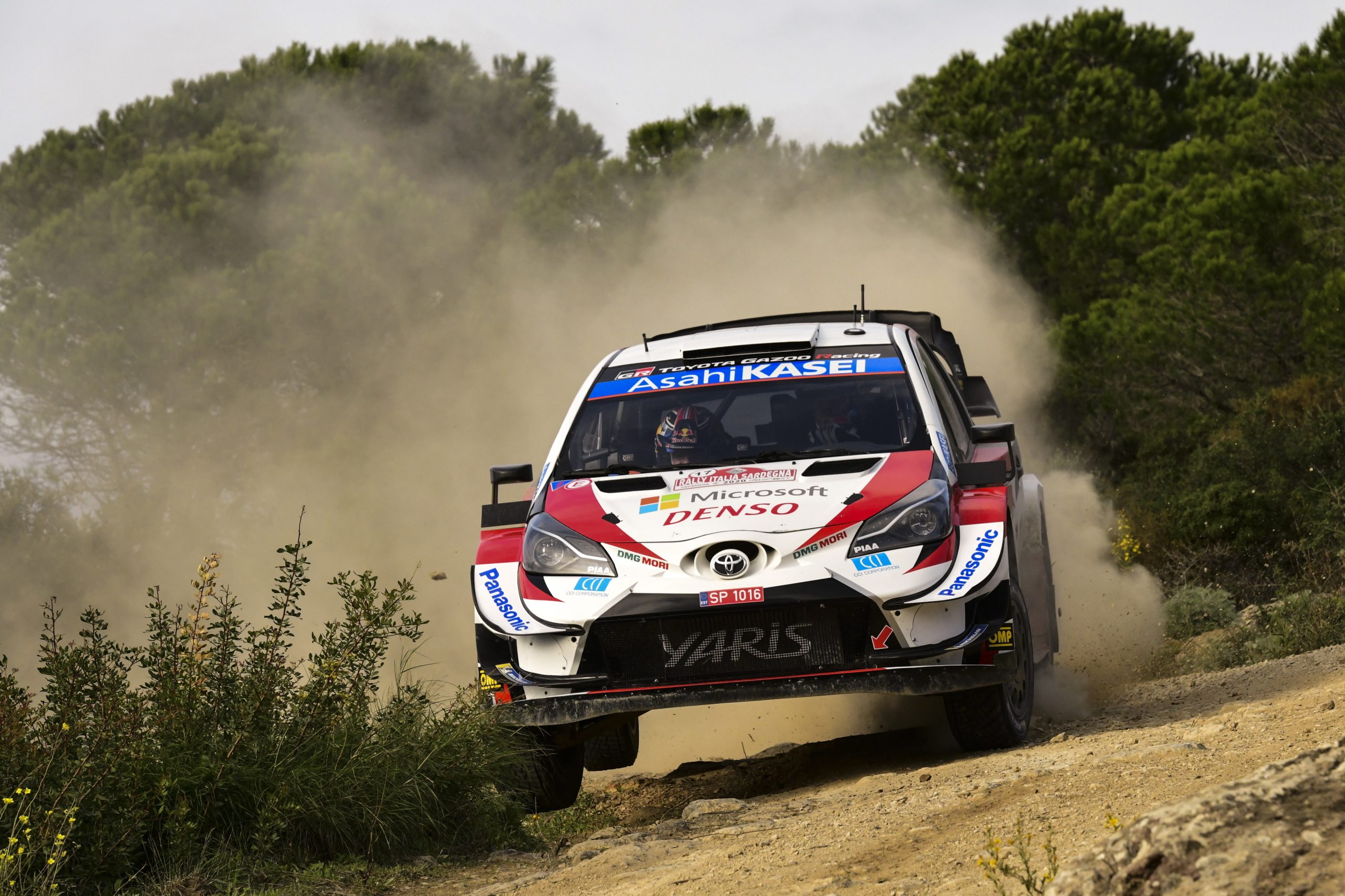 Sébastien Ogier adia reforma e renova por um ano com a Toyota