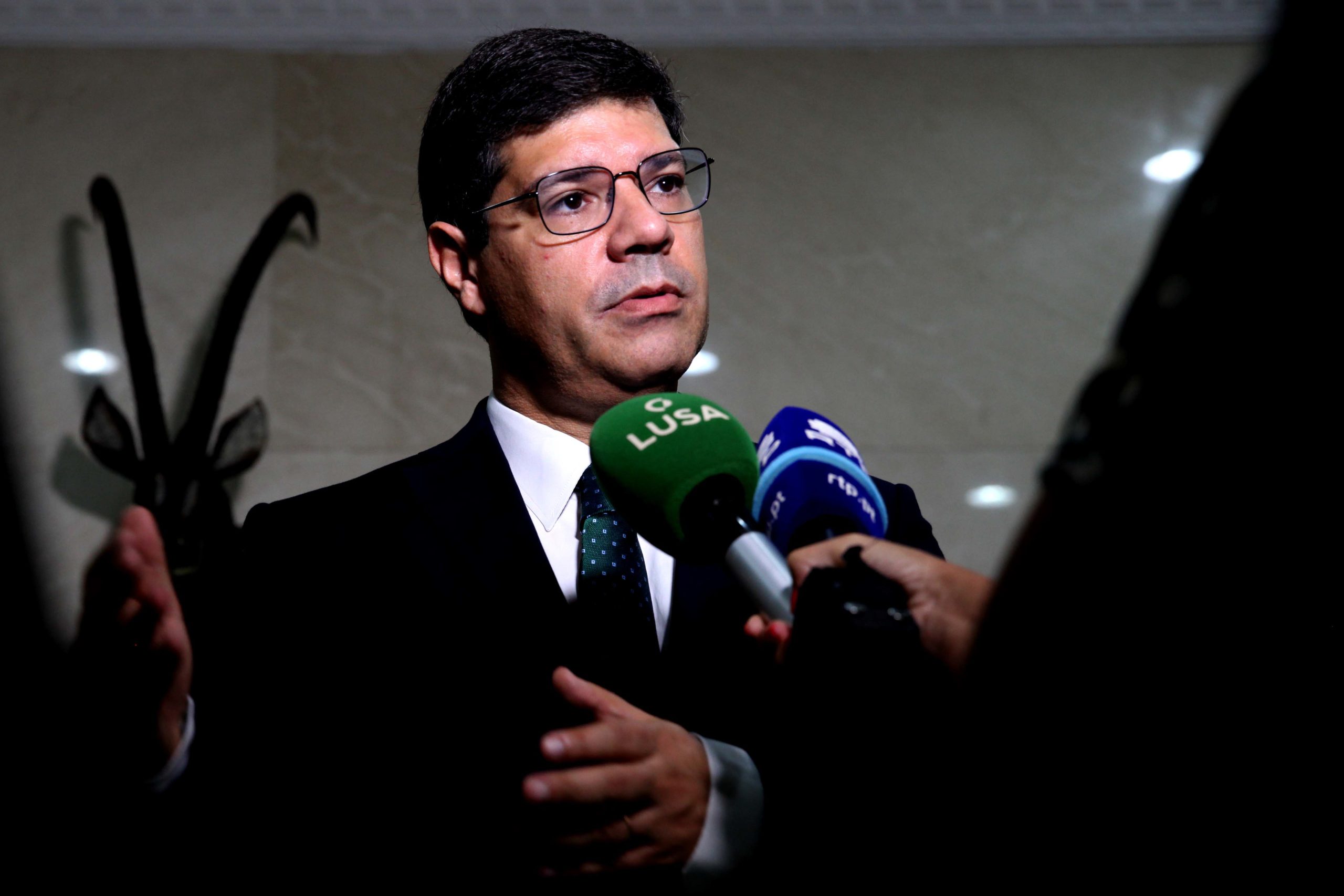 PS disponível para “revisitar” periodicidade dos debates com primeiro-ministro