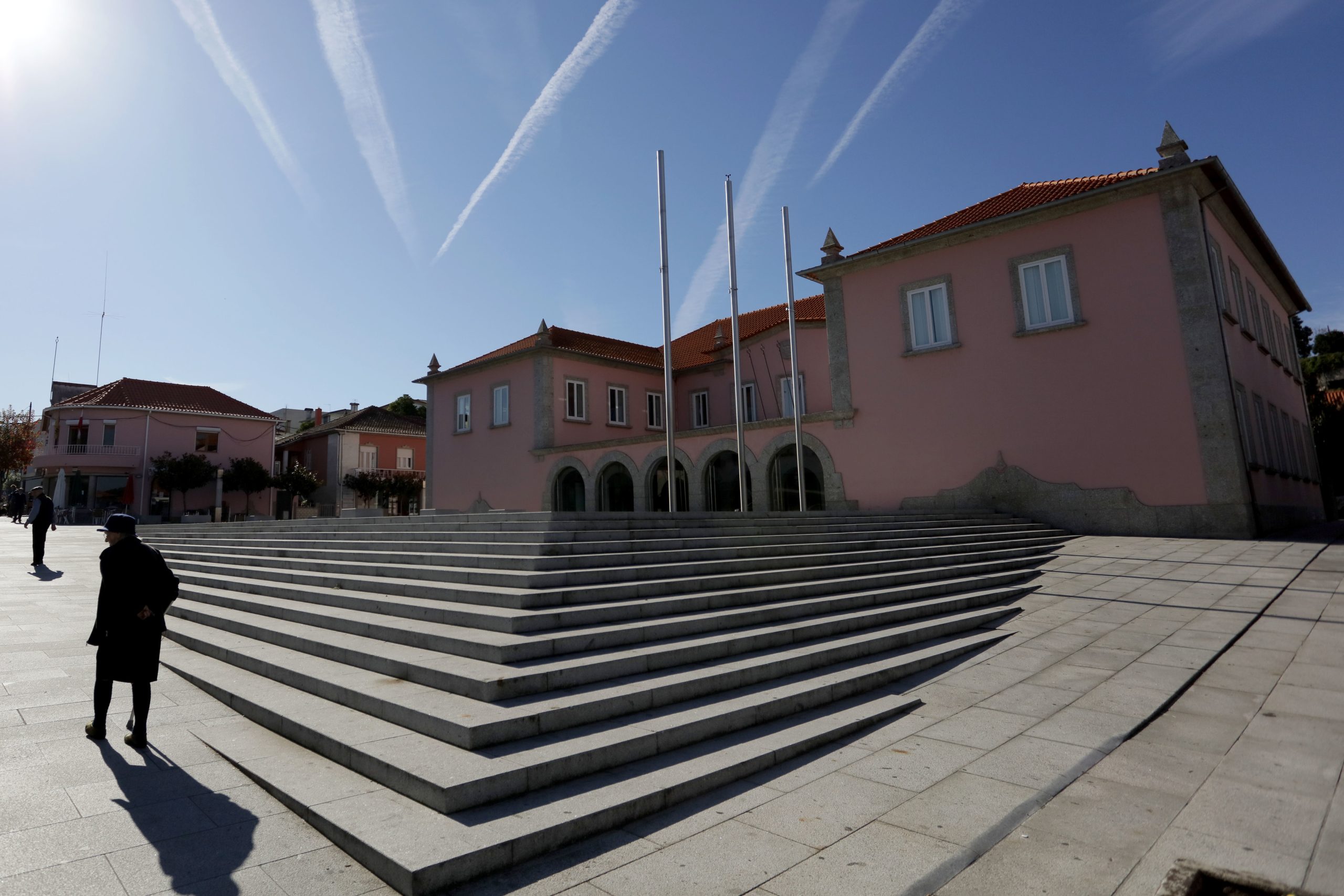 Autarca de Ponte da Barca apela a Marcelo para reabrir fronteira com Espanha