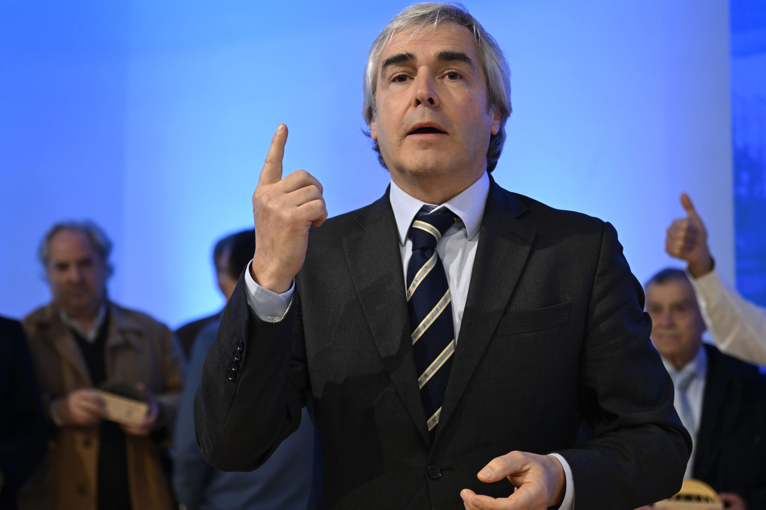 Governo/crise: Nuno Melo diz que país está “mais do que esclarecido”