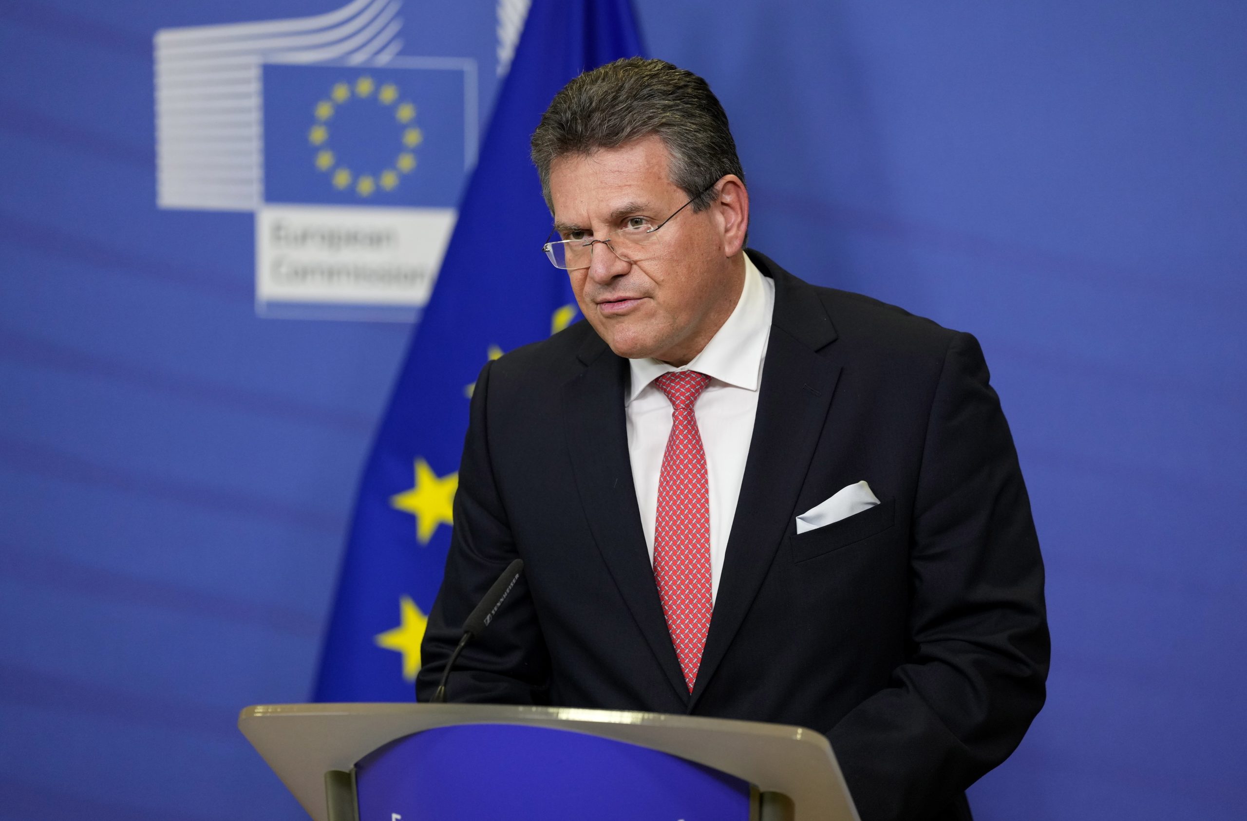 Brexit: UE alerta para “graves consequências” se Londres suspender acordo sobre Irlanda do Norte