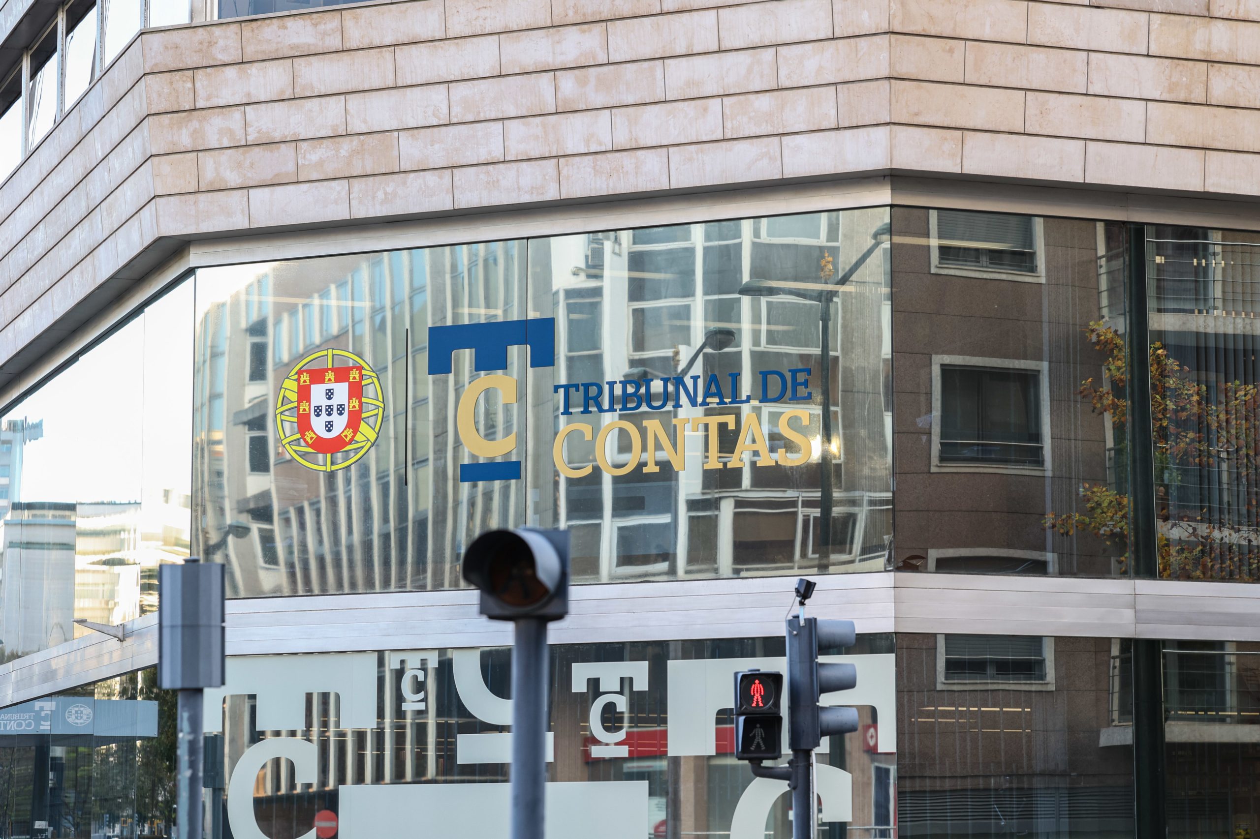 Condenados 65 autarcas e gestores por prejuízos de milhões ao Estado