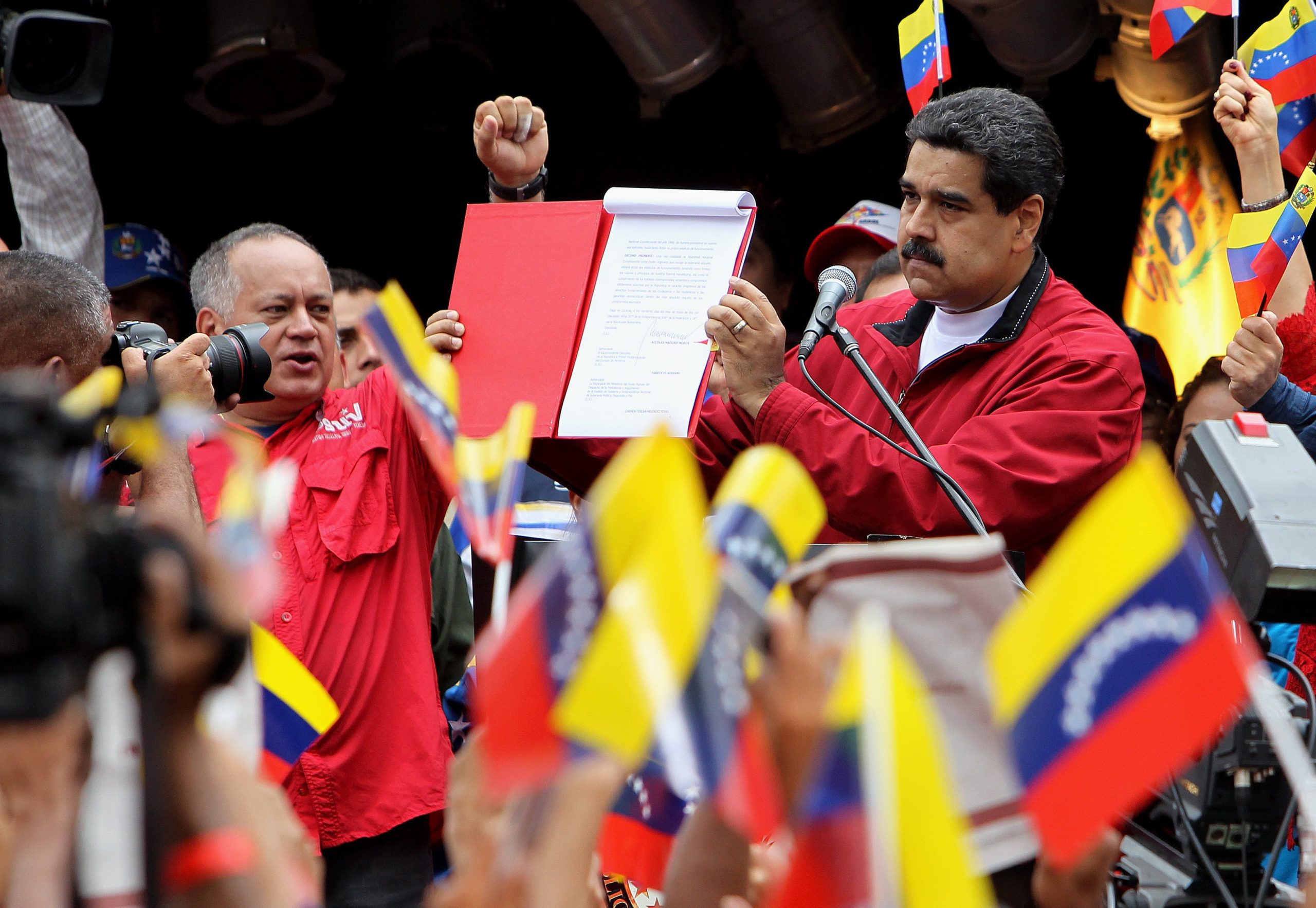 Nicolás Maduro assinou decreto com bases para eleger membros da Assembleia Constituinte