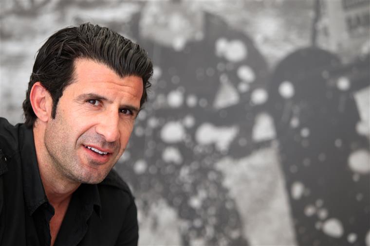 Figo e Kaká no Paquistão a promover jogo de ‘estrelas’ de futebol
