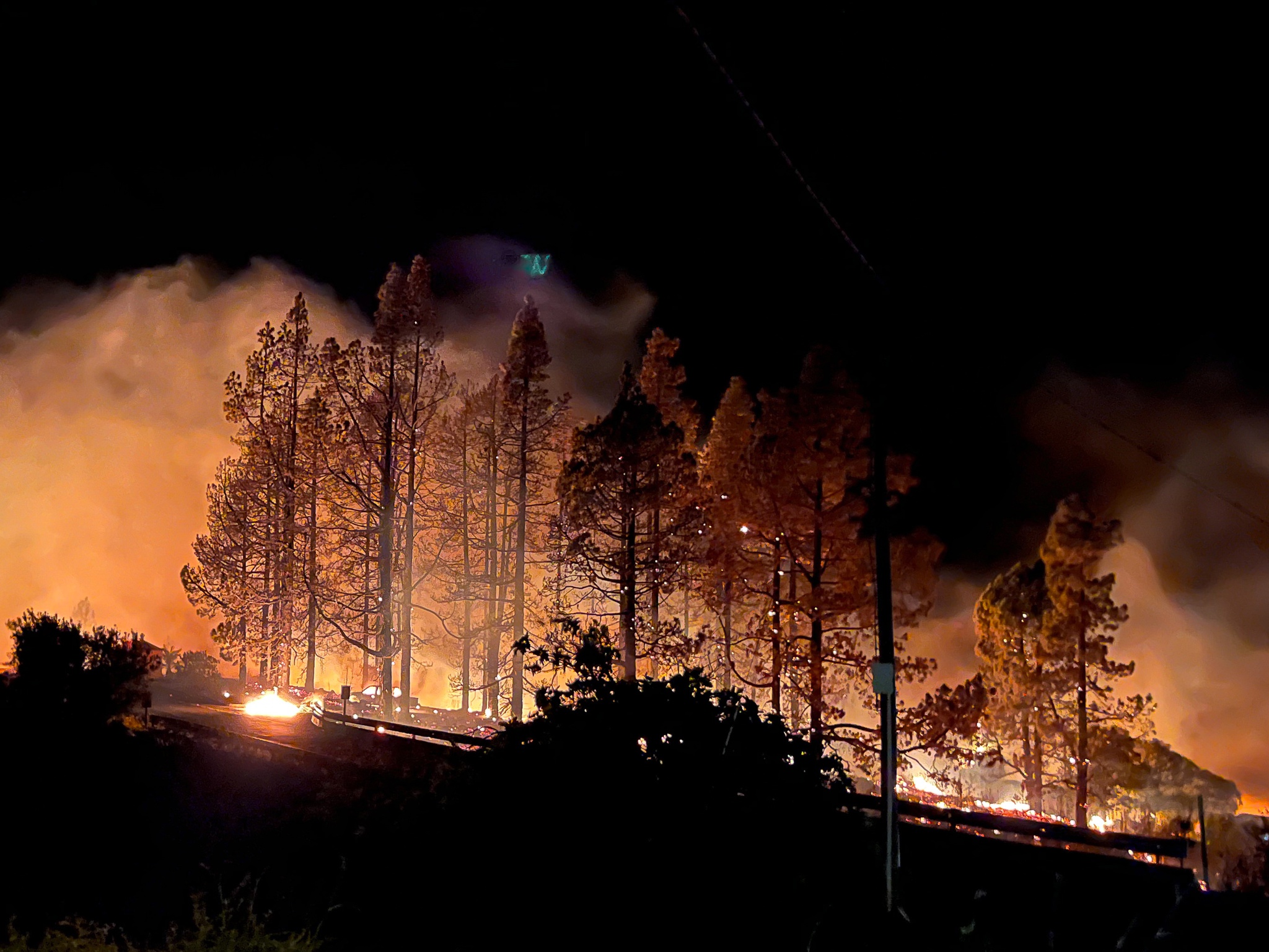 Canárias. Incêndio em La Palma destrói mais de 4.600 hectares e pode alastrar