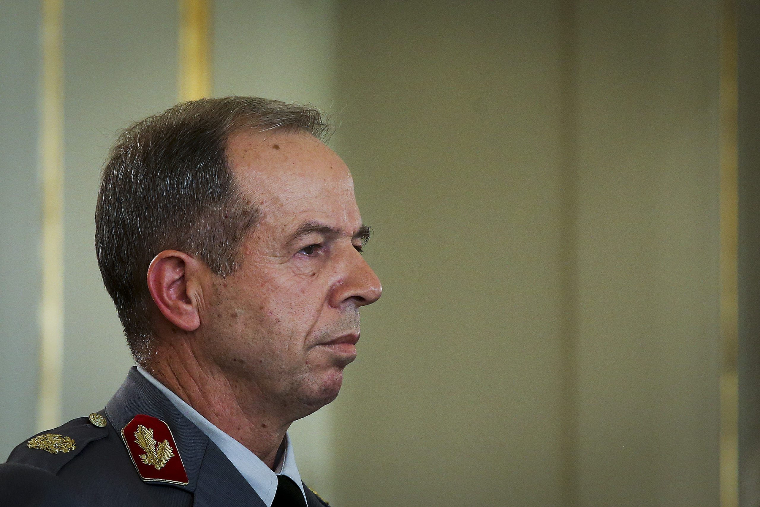 Tancos: Ex-chefe do Estado-Maior do Exército diz que se demitiu por discordar da Lei de Programação Militar