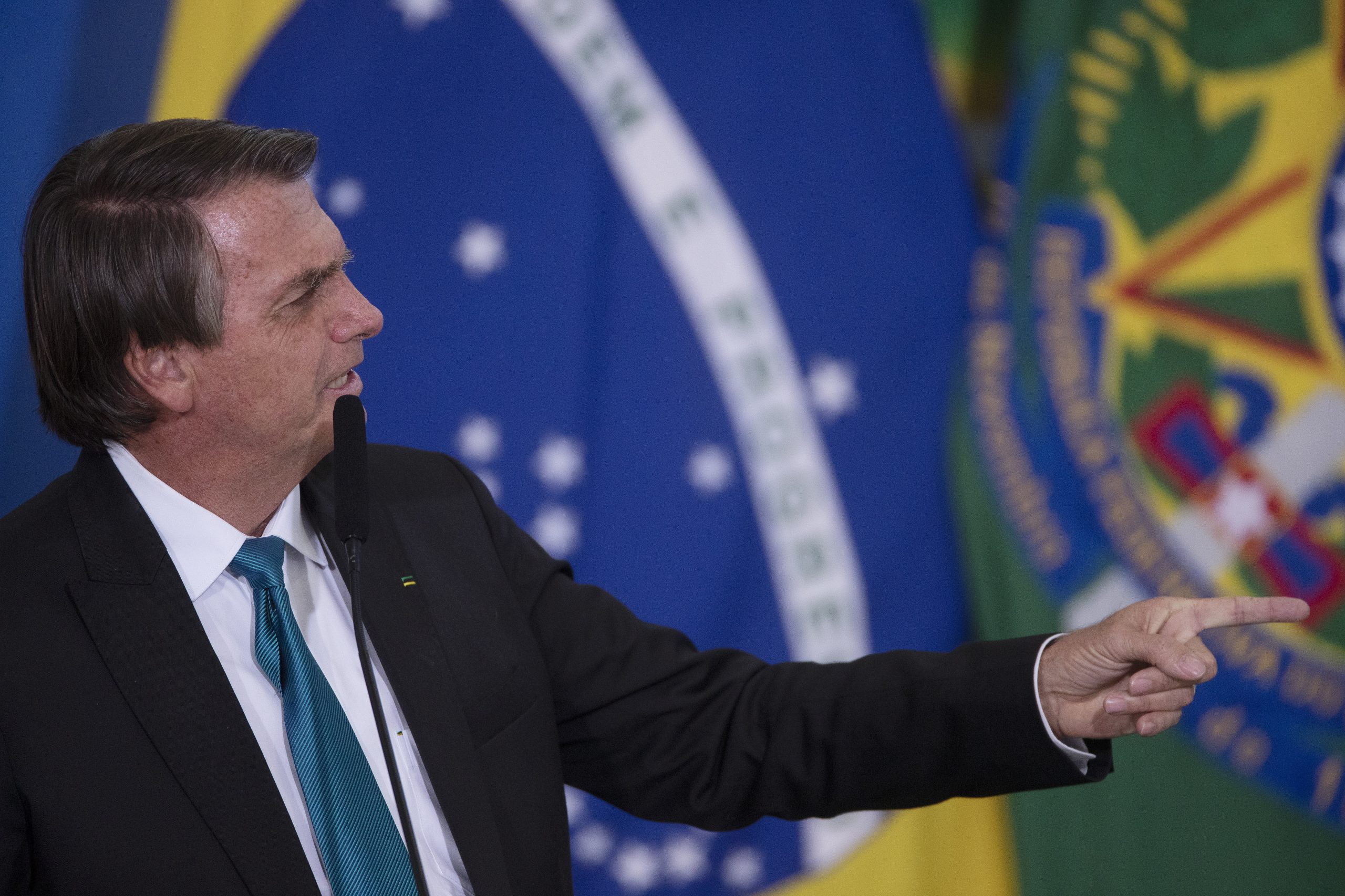 Bolsonaro diz que bloqueio da plataforma Telegram no Brasil põe em risco “a liberdade”