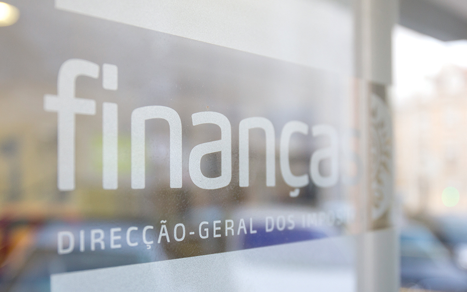 Conselho de Finanças Públicas mantém projeções de que défice se fixe nos 0,5% em 2018