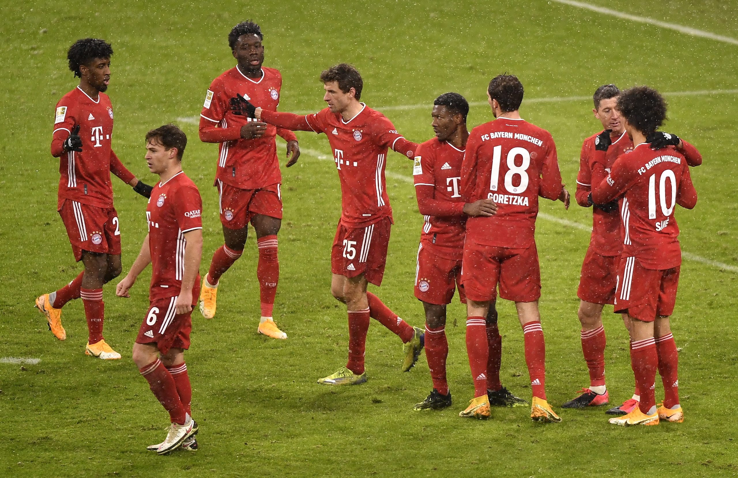 Bayern Munique volta às vitórias e reforça liderança na Alemanha