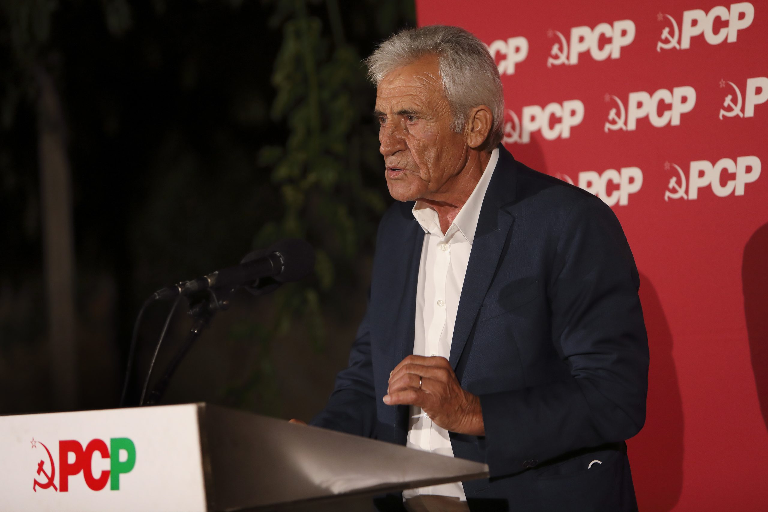 Jerónimo desafia Marcelo a visitar Festa do Avante! em vez de “dar uma mãozinha” ao PSD