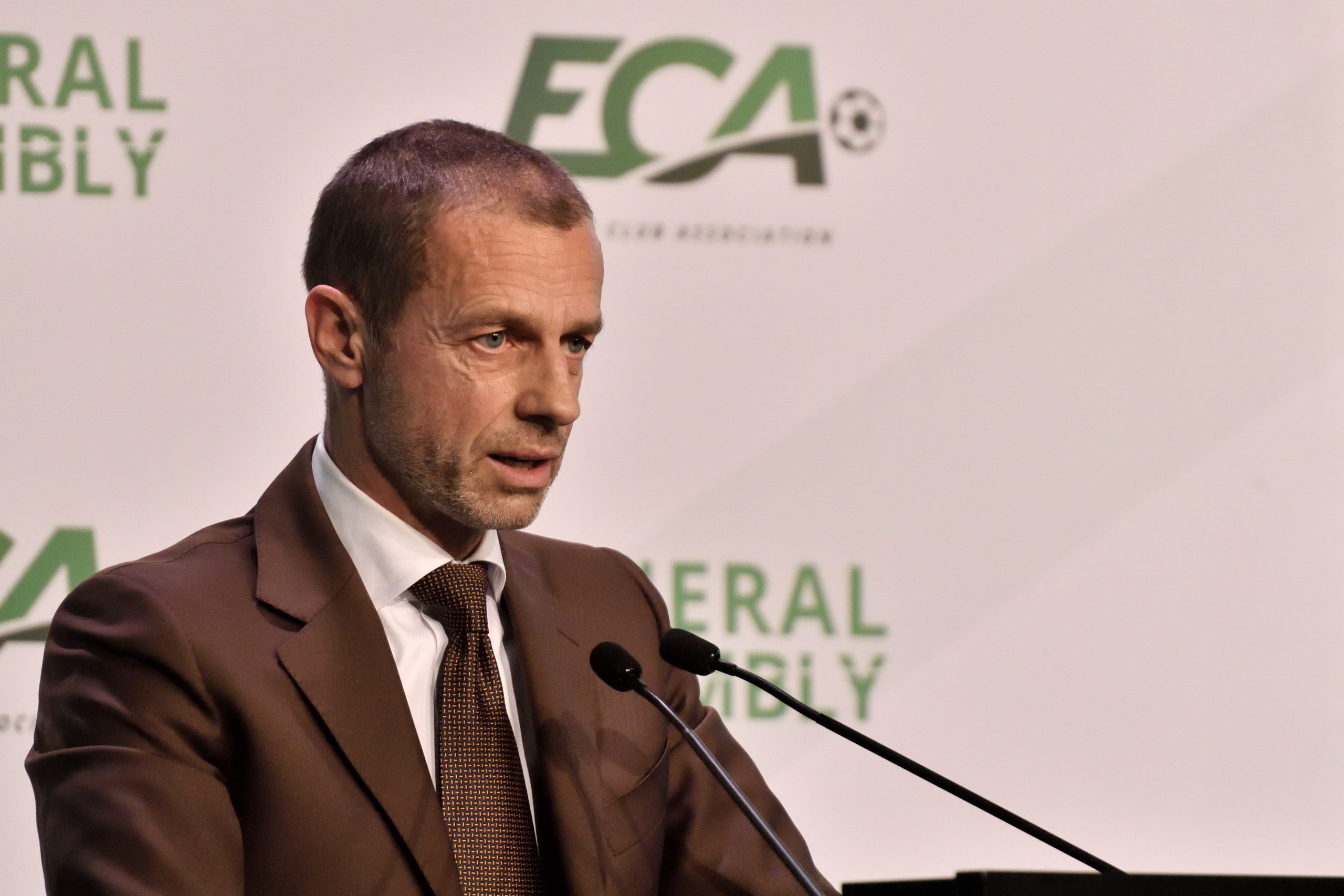 Aleksander Ceferin é hoje reeleito presidente da UEFA em Lisboa