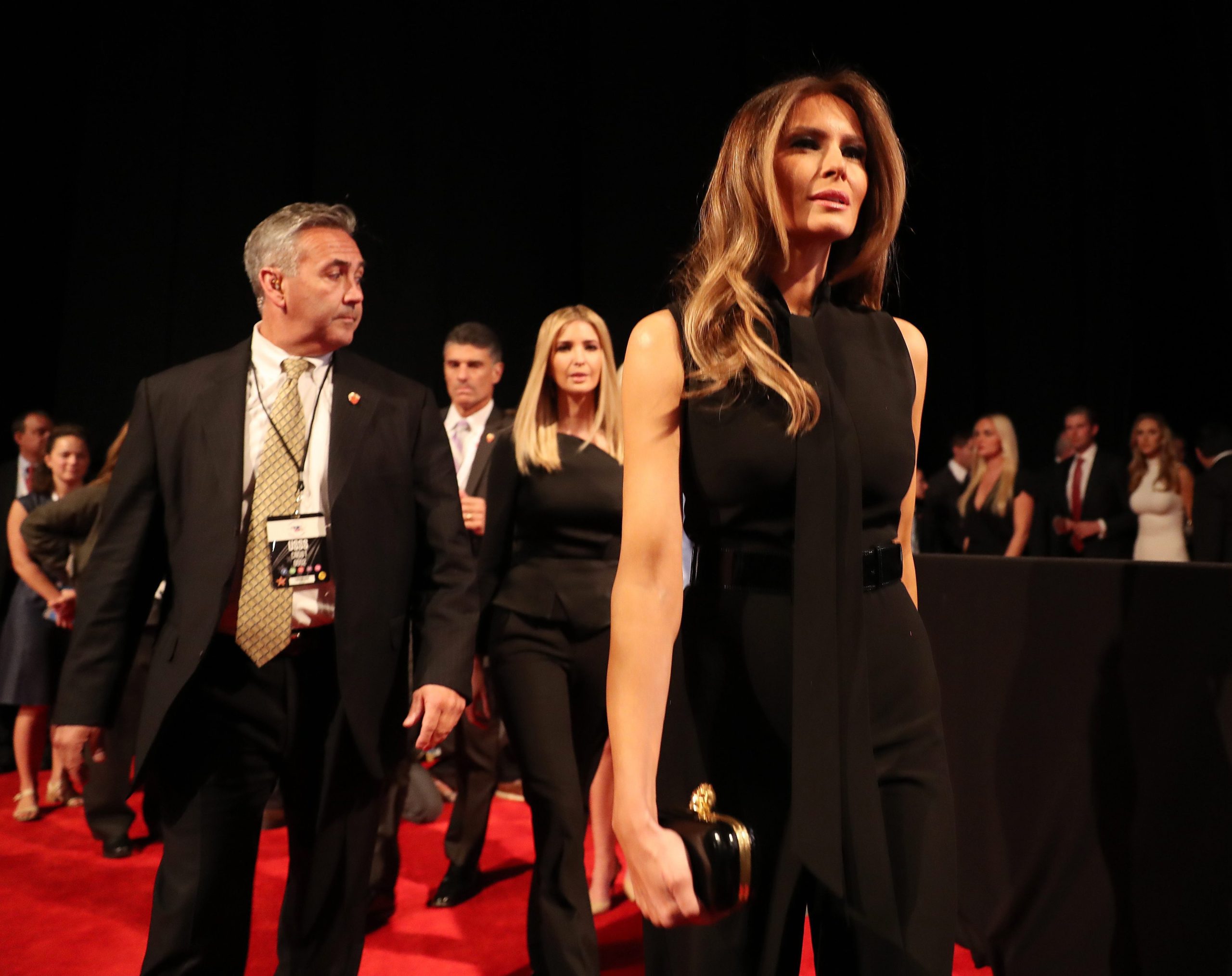 Ou Melania Trump se muda para a Casa Branca ou assume as despesas. Petição já tem meio milhão de assinaturas