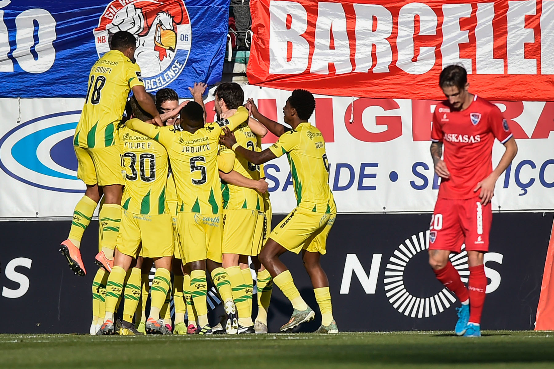 Tondela e Gil Vicente empatam a um golo na I Liga