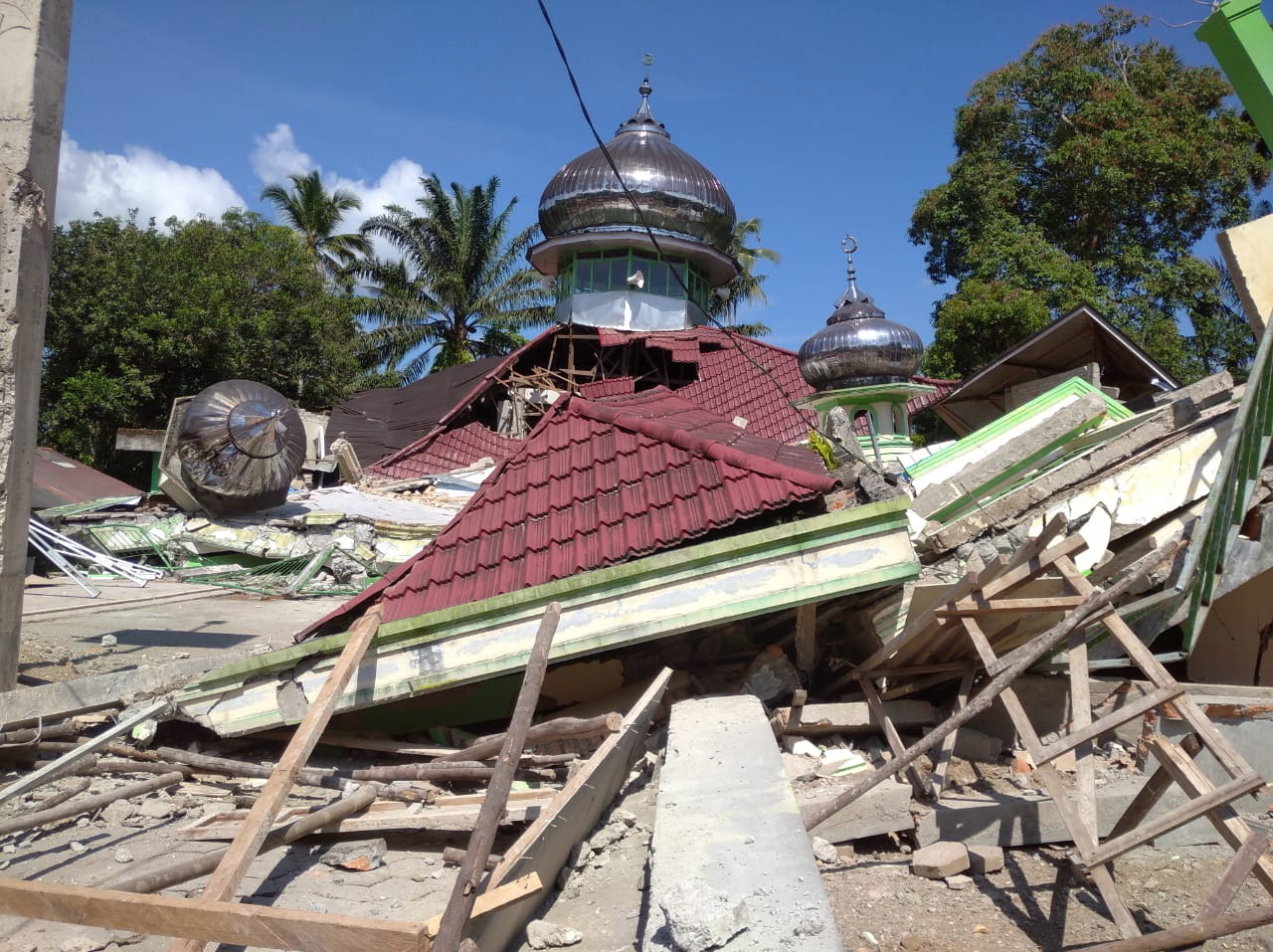 Número de mortos registados em terramoto na Indonésia sobe para sete