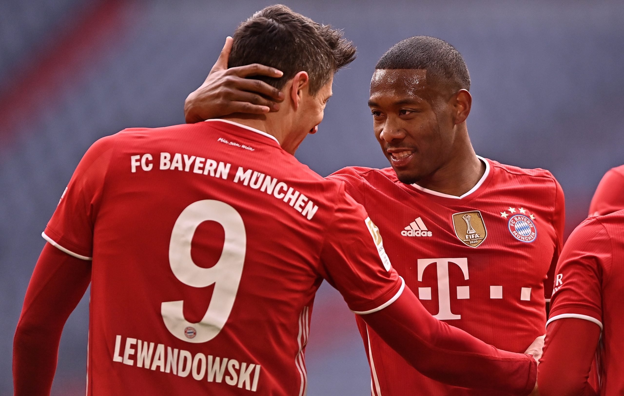 No jogo grande dos “quartos”, o detentor Bayern enfrenta vice PSG sem Lewandowski
