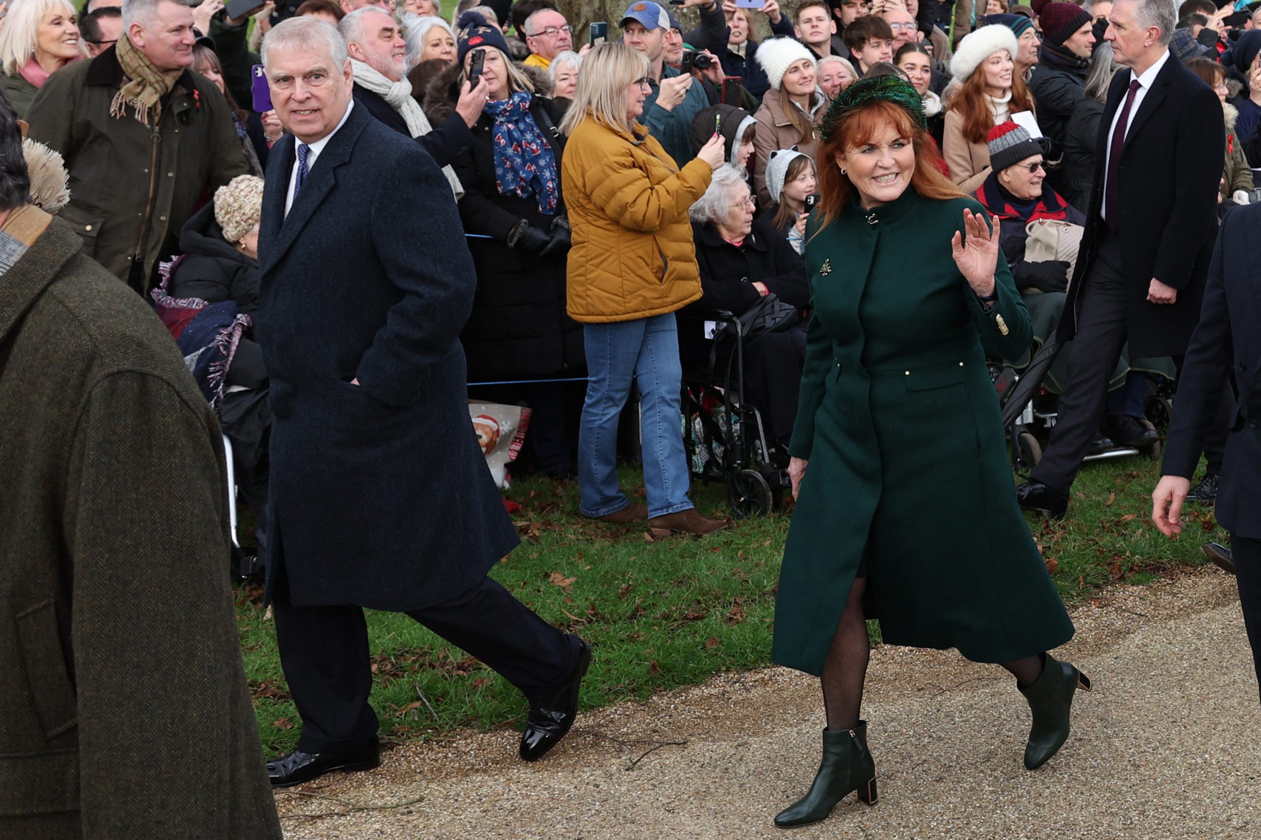 Sarah Ferguson junta-se ao Natal da família real britânica pela primeira vez desde 1991