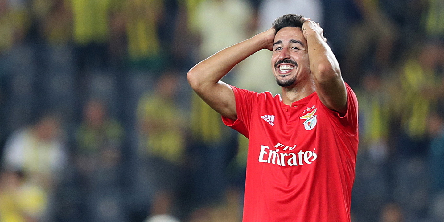 André Almeida fala em “relação perfeita” ao renovar com Benfica até 2023