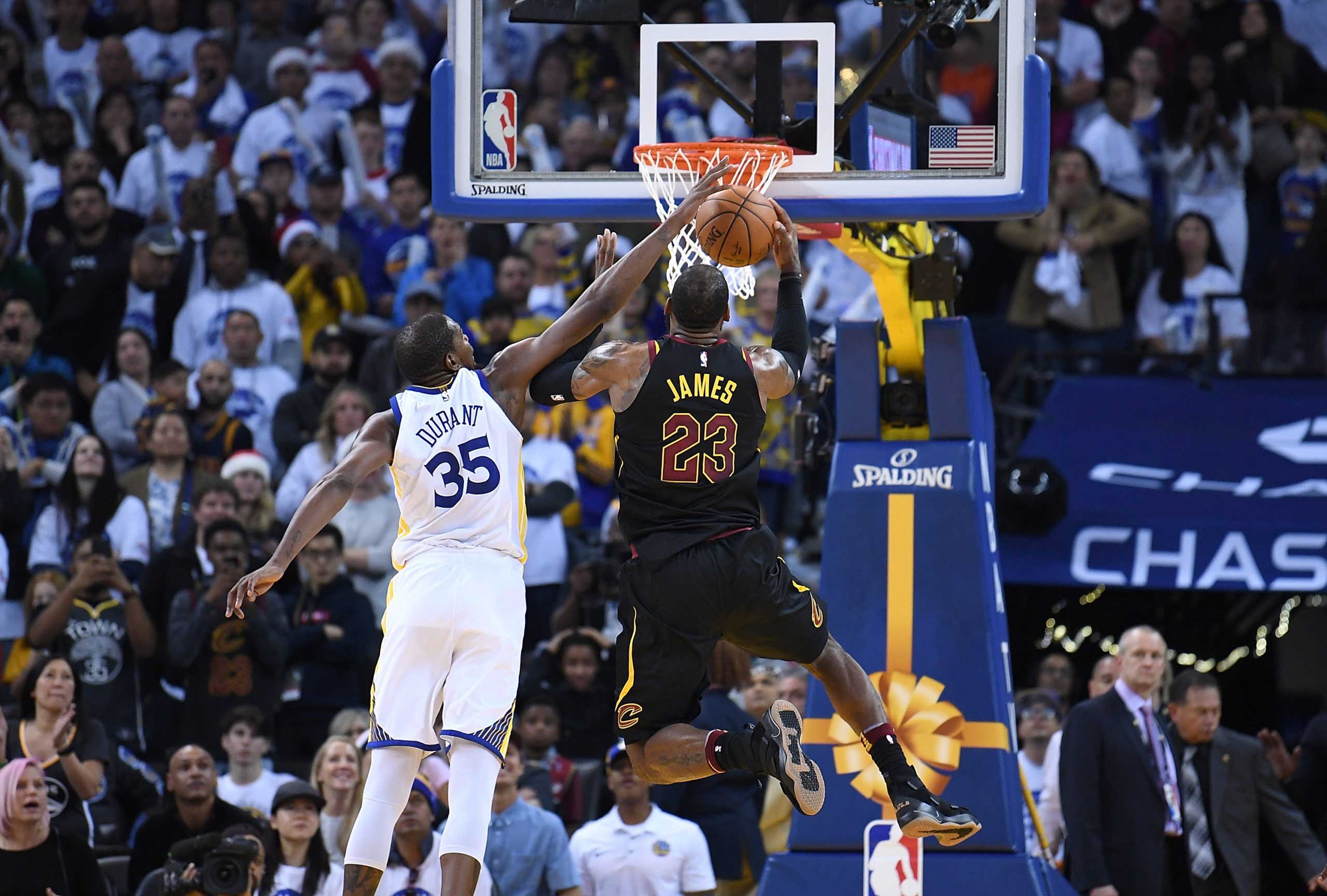 NBA: um triplo e um manguito 
