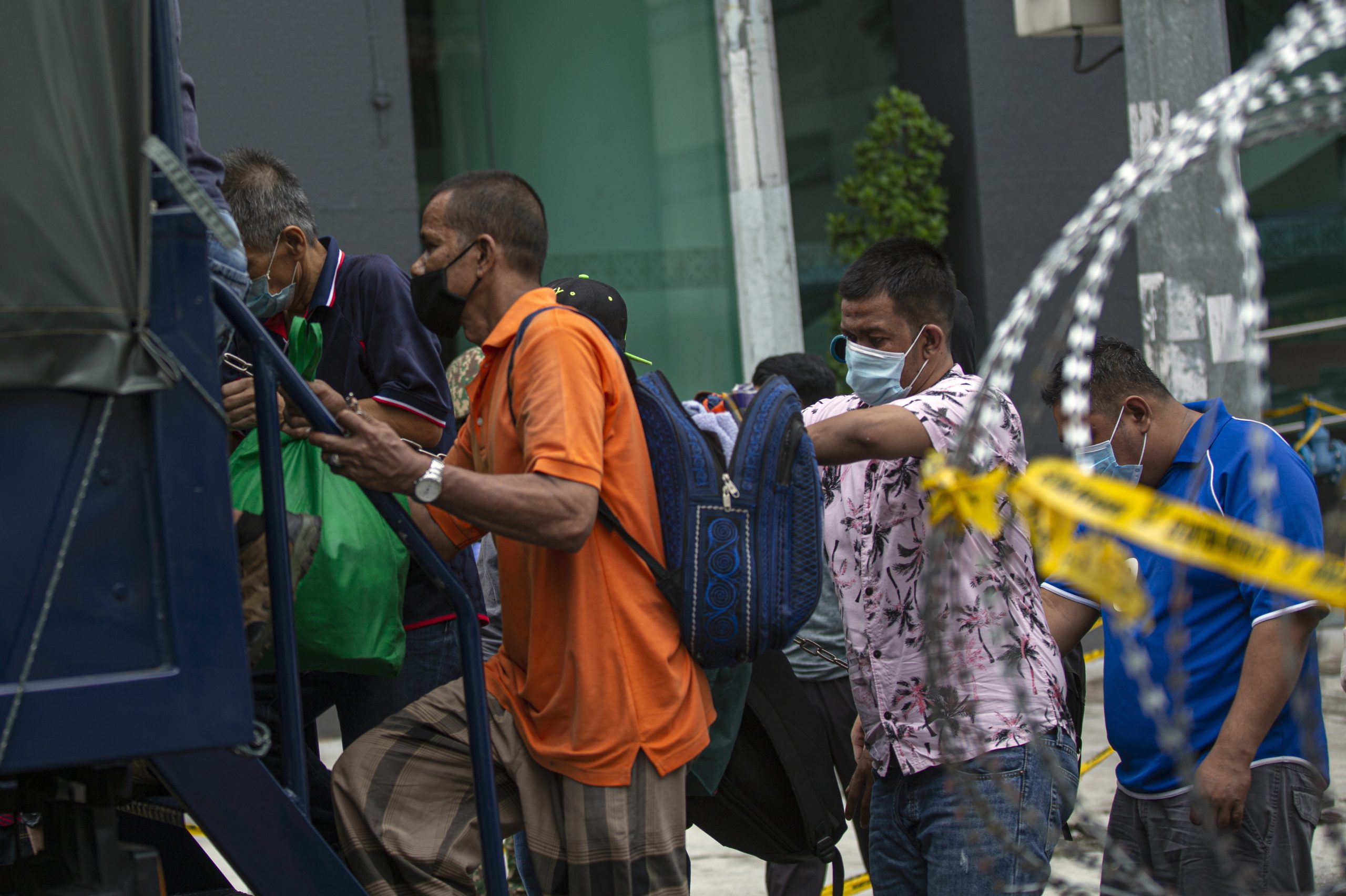 Nações Unidas exortam países europeus a acolherem migrantes bloqueados no Mediterrâneo