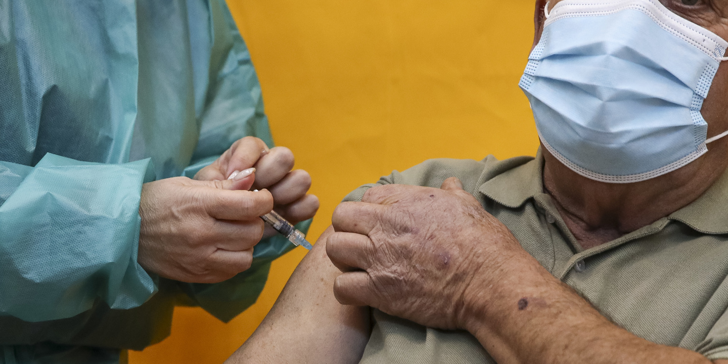 Quase 2,5 milhões de pessoas vacinadas contra a gripe desde início da campanha