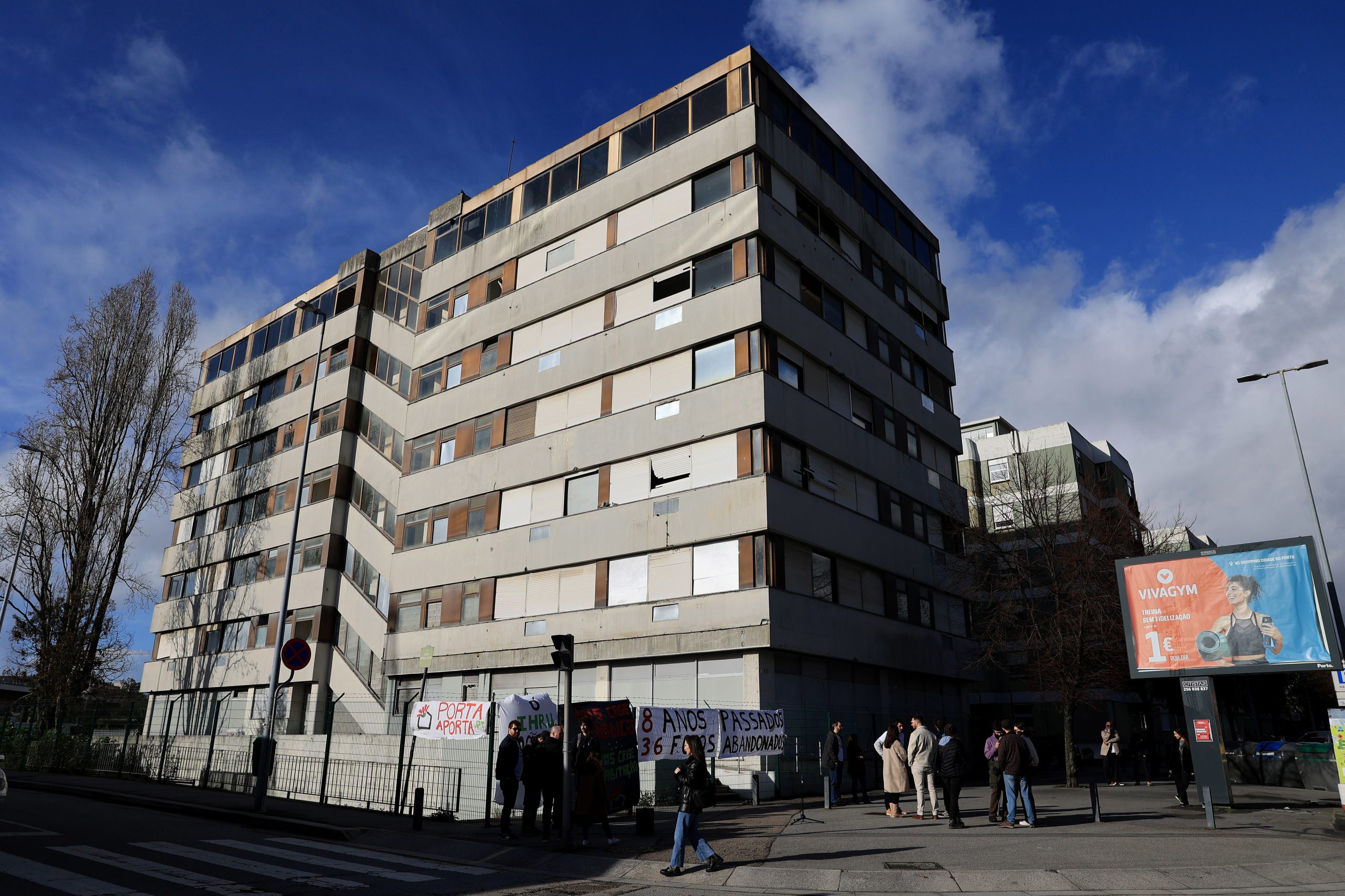 Crise da habitação em Portugal leva famílias a partilhar casas e a viver com estranhos