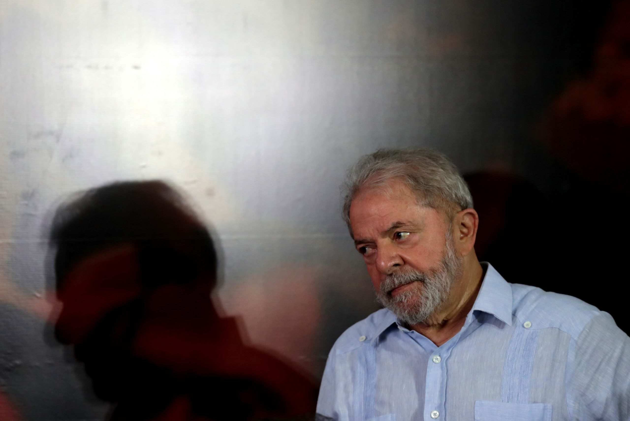 Lula da Silva diz que intervenção na segurança do Rio de Janeiro “é pirotecnia”