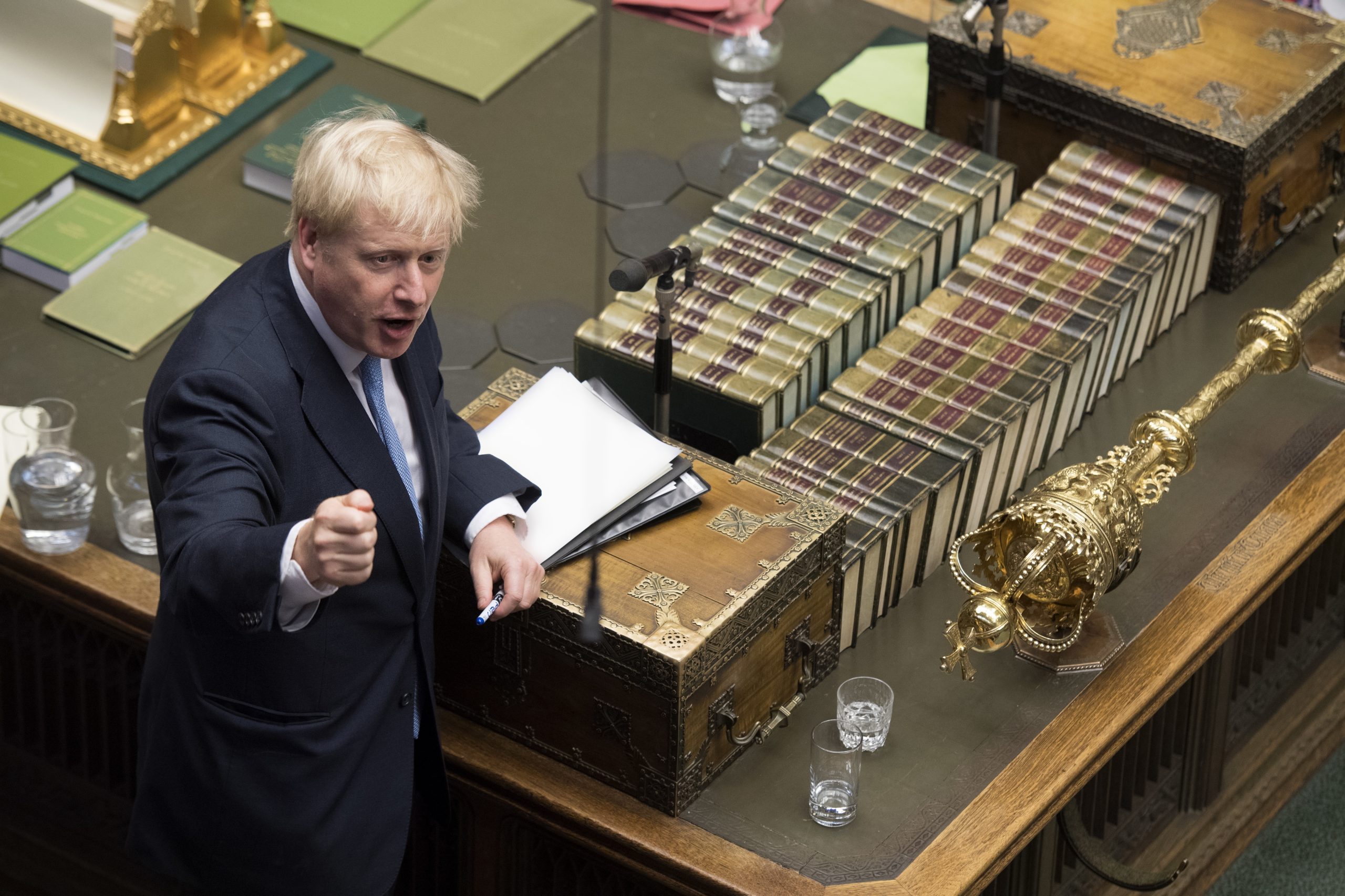 PM britânico Boris Johnson reconhece necessidade de diálogo “sério e intenso” na Irlanda do Norte
