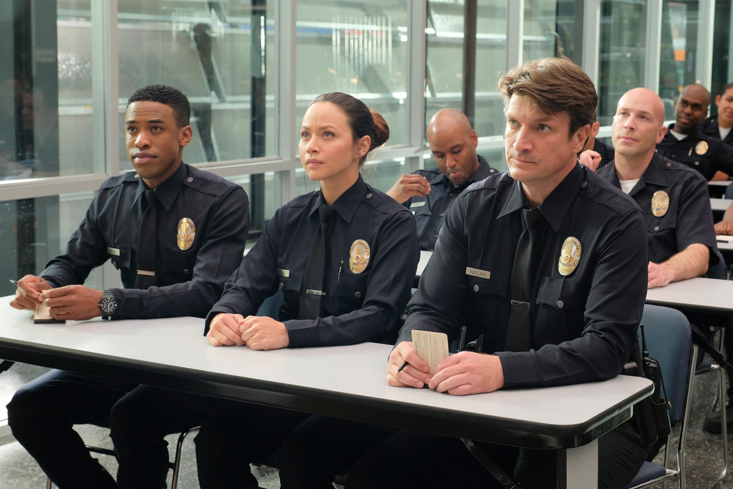 Série “The Rookie” reflete mudanças em Hollywood um ano depois do ‘Me Too’
