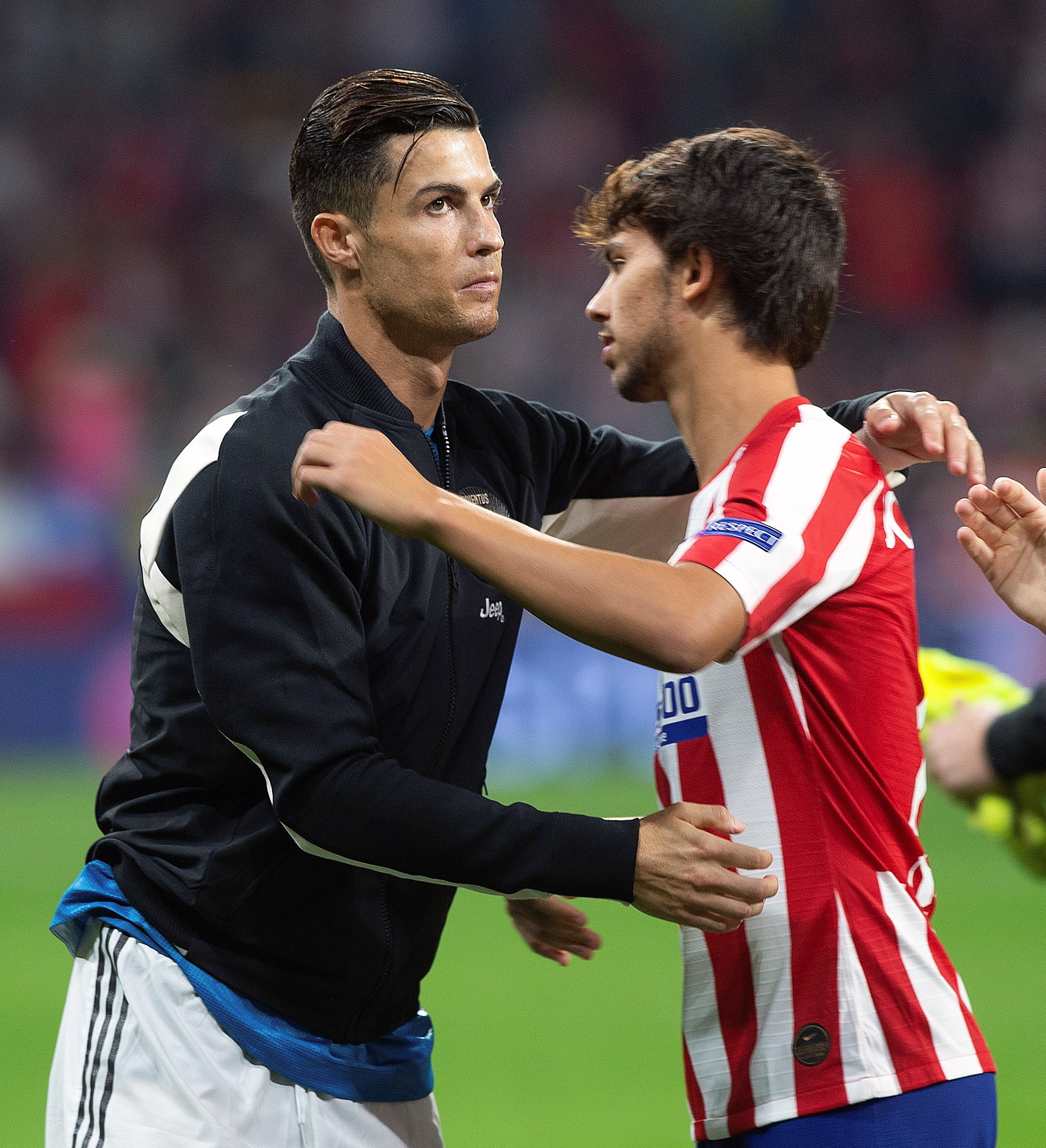 Cristiano Ronaldo, João Félix e Fernando Santos candidatos aos Globe Soccer Awards