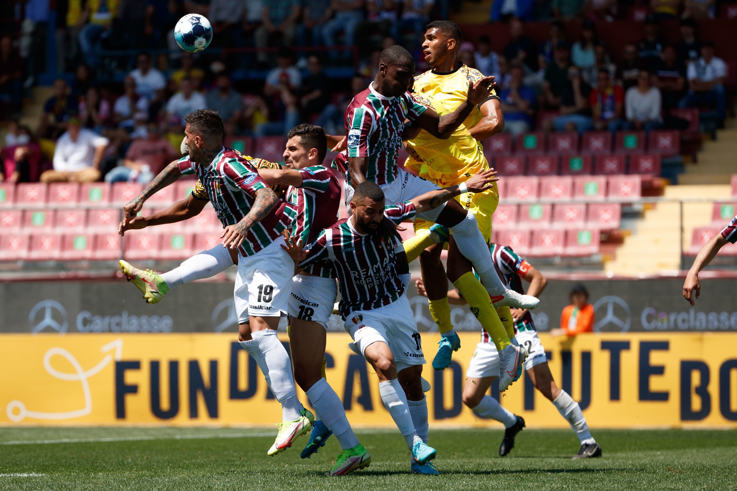 II Liga: Estrela assegura permanência com empate e Chaves complica contas da subida