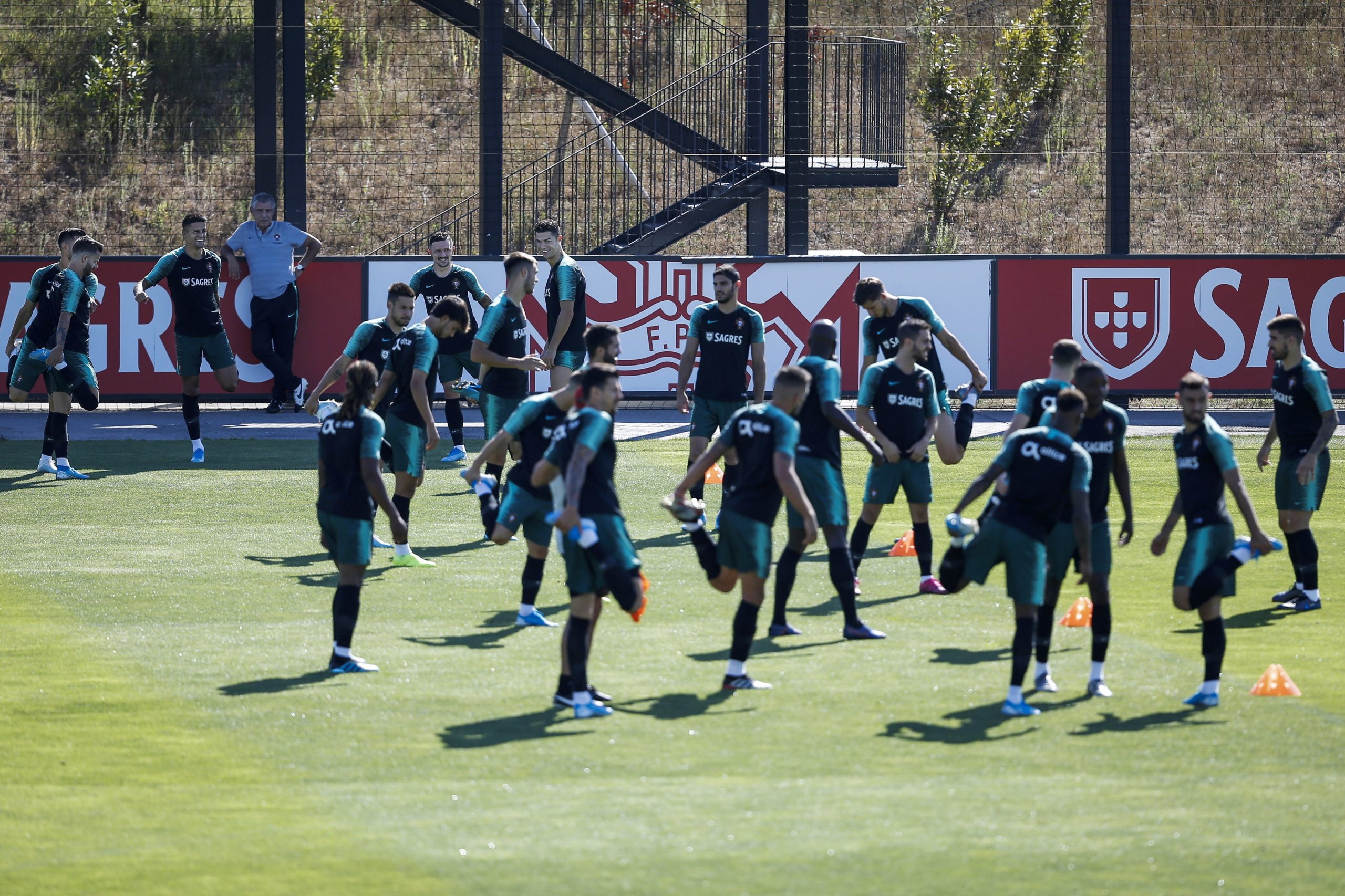 Euro2020: Seleção portuguesa treina em Kiev