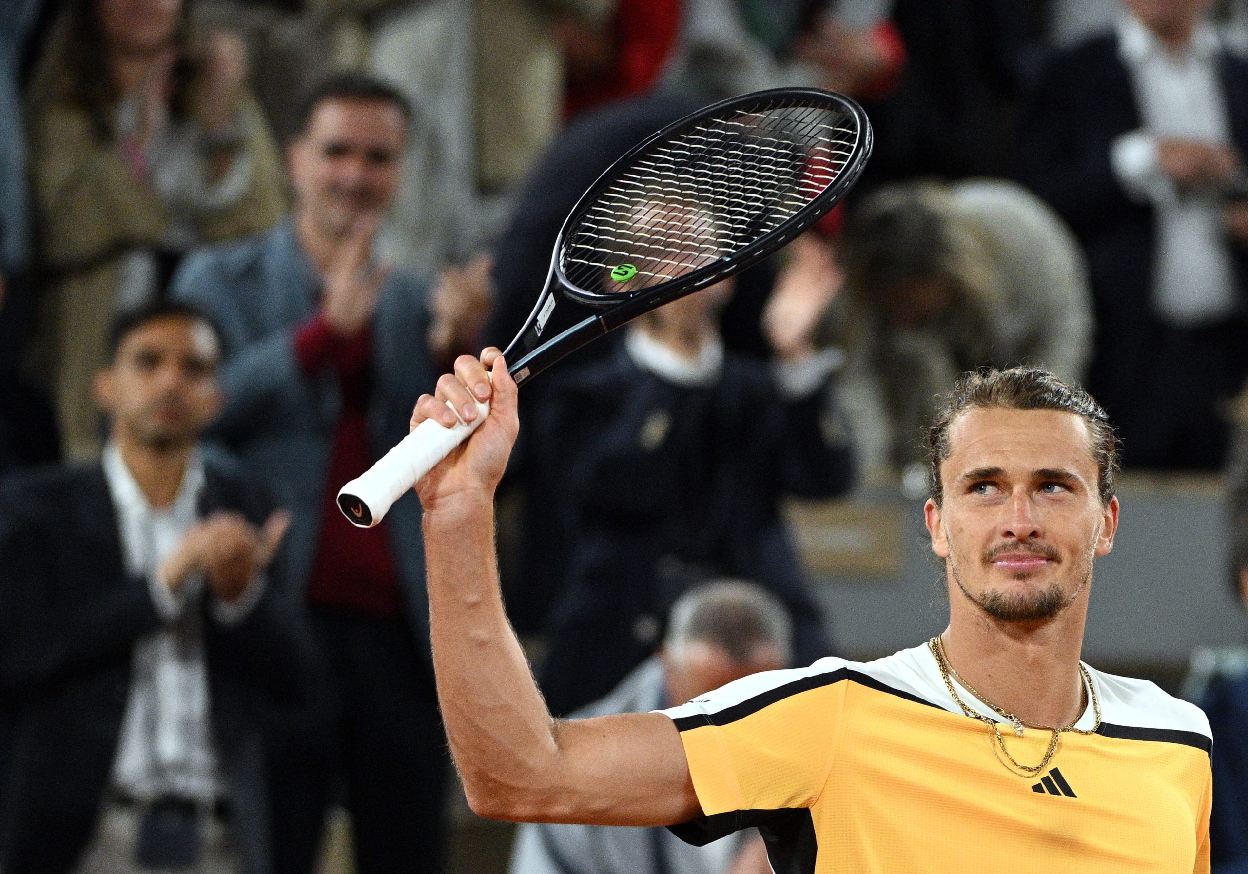 Alexander Zverev vence Alex De Minaur e passa às meias-finais do Roland Garros