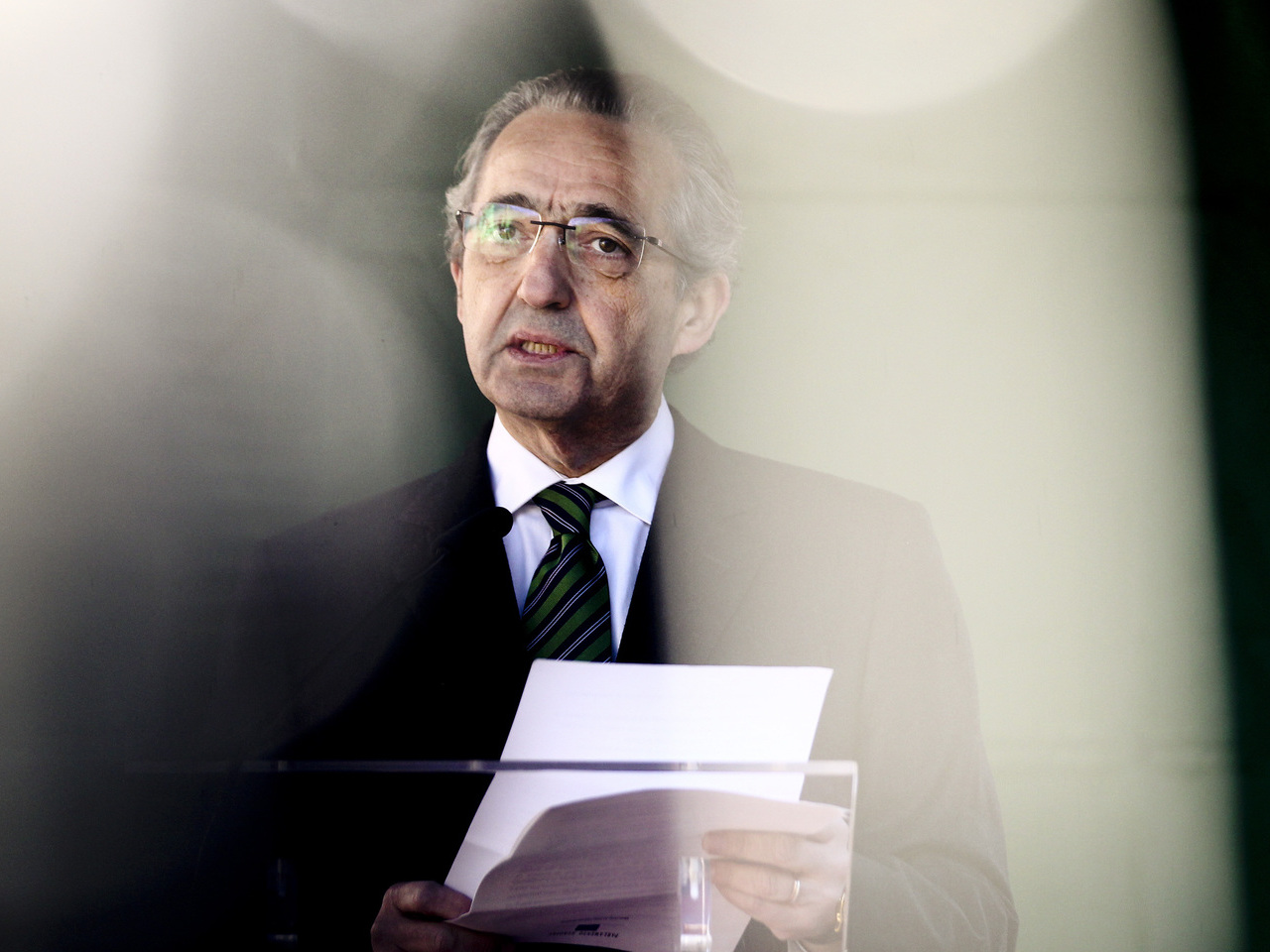 Ribeiro e Castro apela para veto das alterações ao financiamento dos partidos