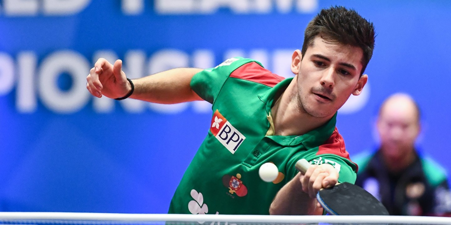 João Geraldo e Fu Yu na ronda de 32 do Mundial de ténis de mesa, Apolónia perde