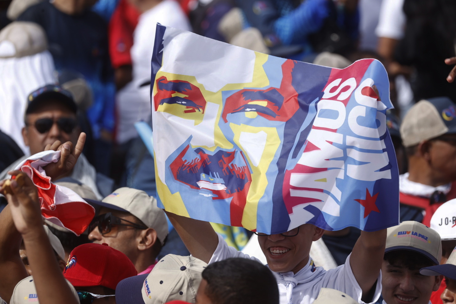 Das operações tartaruga ao boletim de voto. Como Maduro pode ter condicionado as eleições na Venezuela