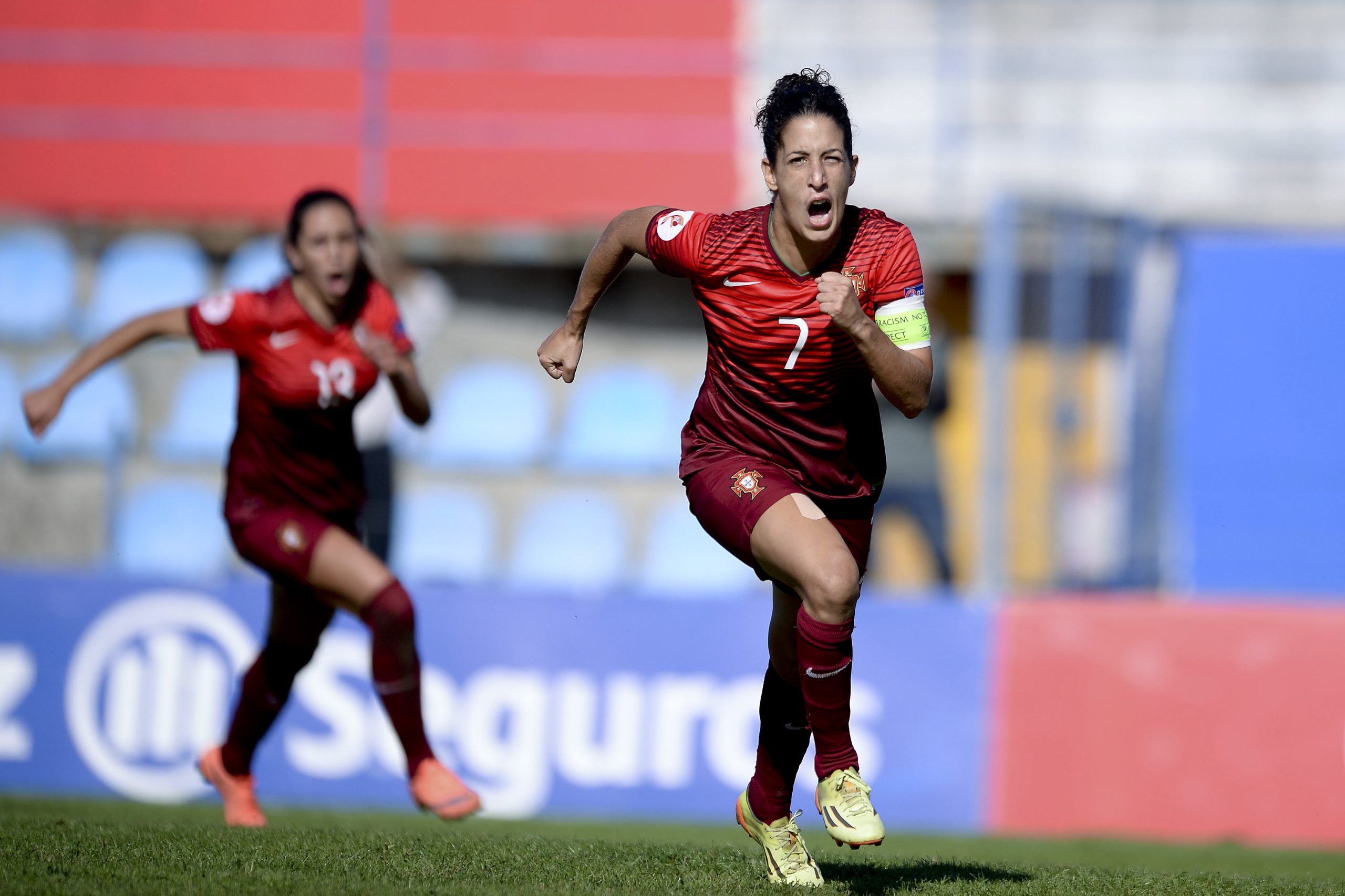 Cláudia Neto substituída por Diana Gomes na seleção feminina