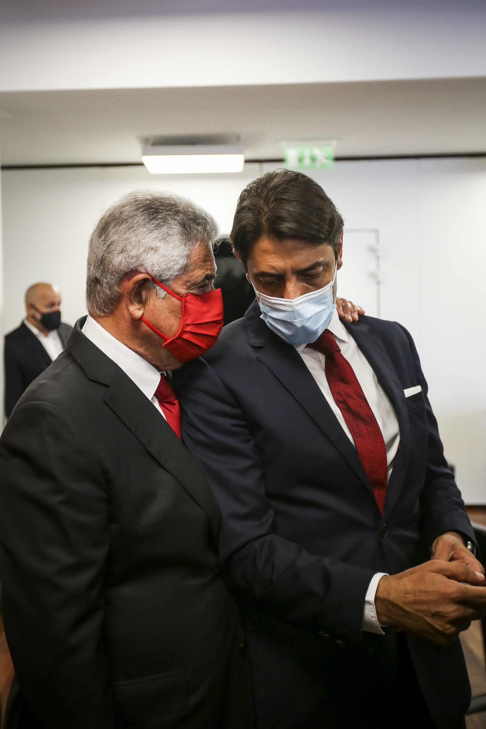 O gigante de loiça