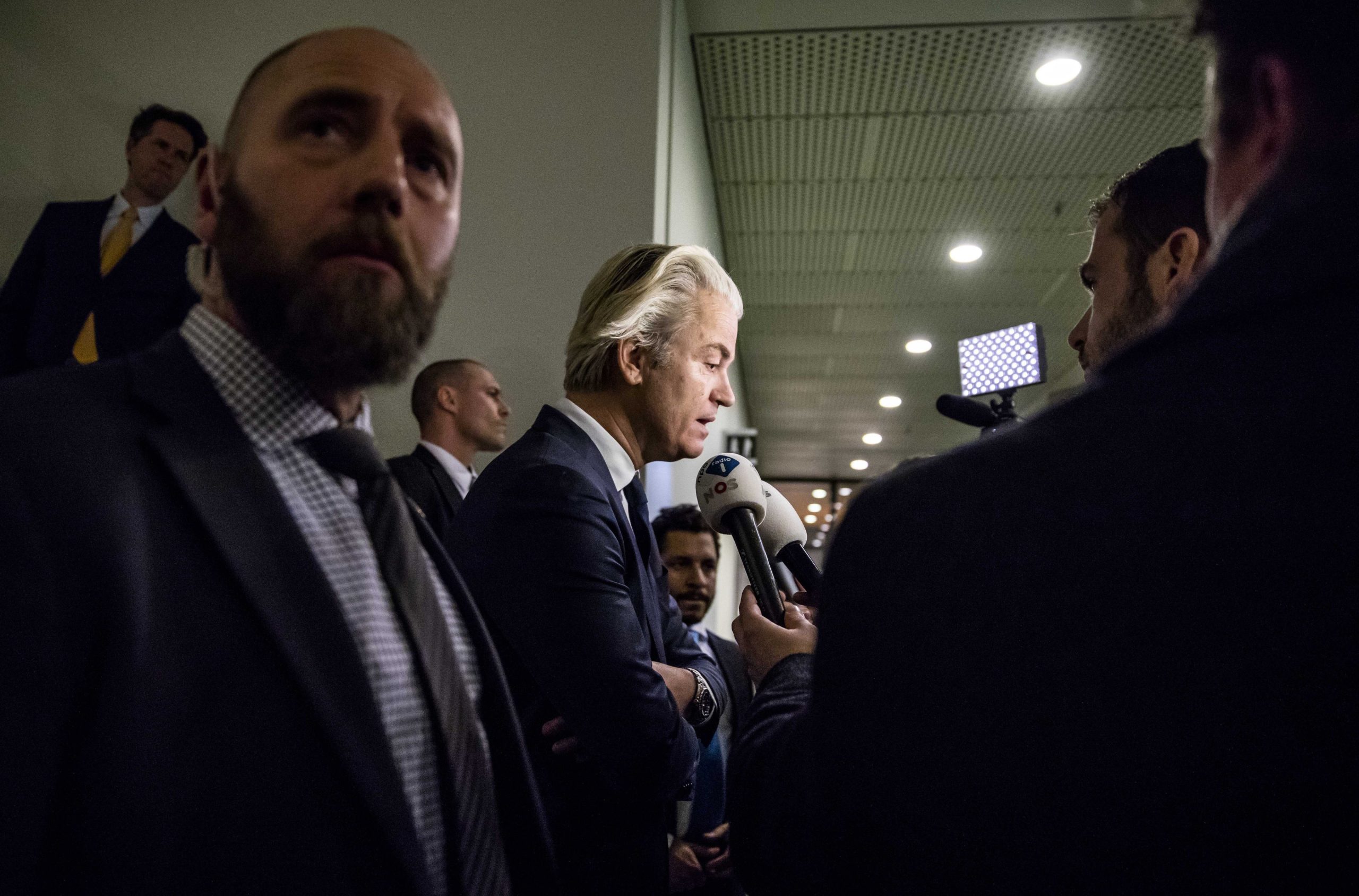 Geert Wilders. “Se não sabes quem és, também não sabes quem não és”
