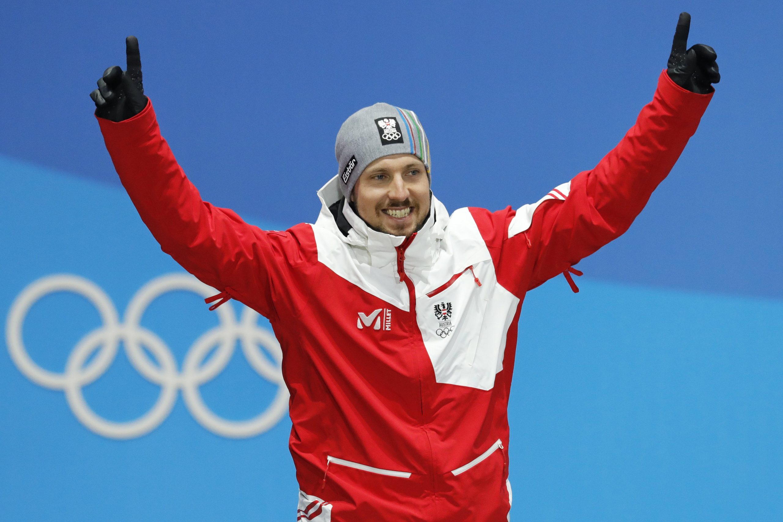 Austríaco Marcel Hirscher a caminho de raro triplo no esqui alpino