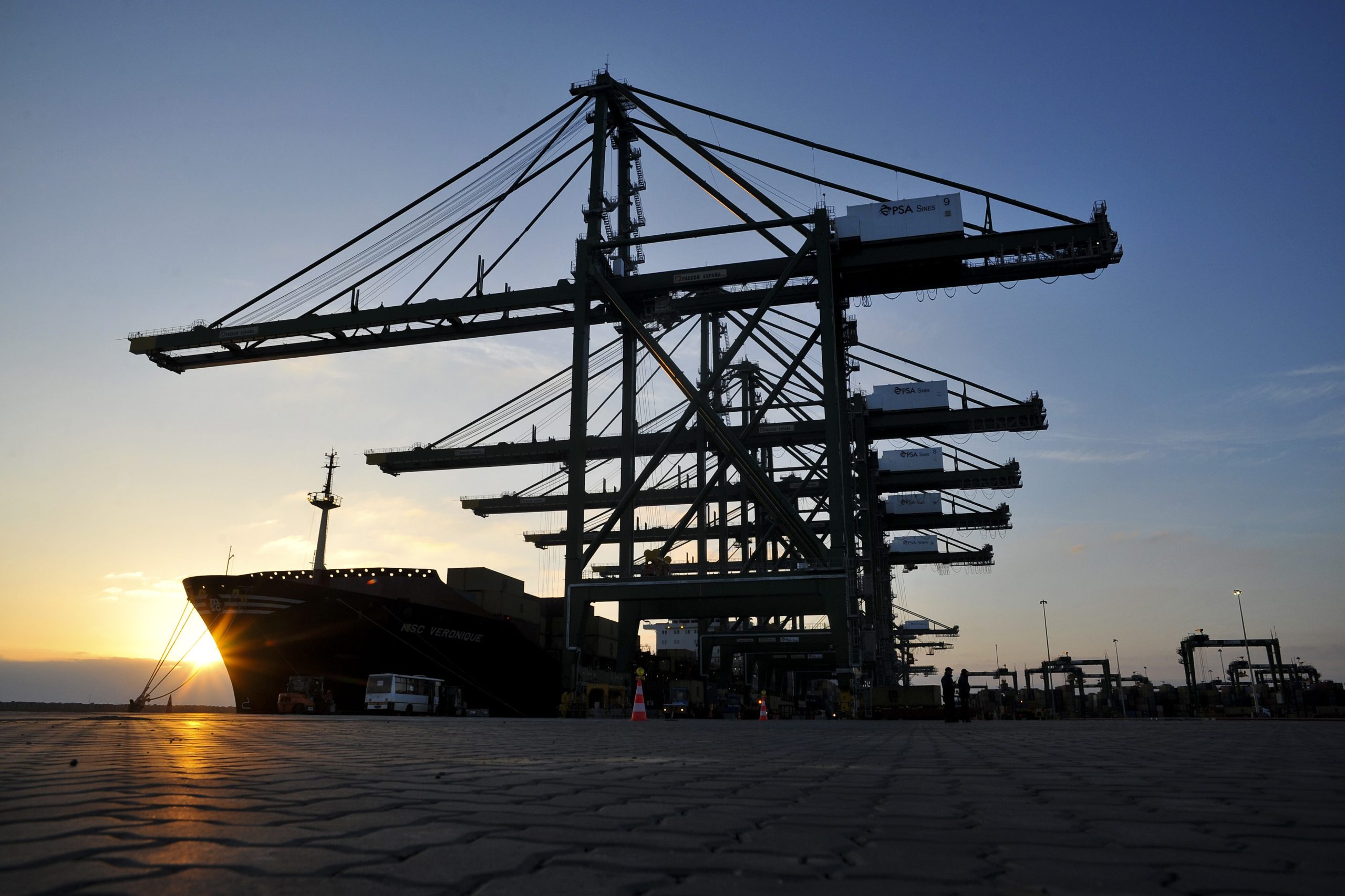 Concurso para novo terminal de Sines prevê obra de 642 milhões de euros com conclusão em 2024