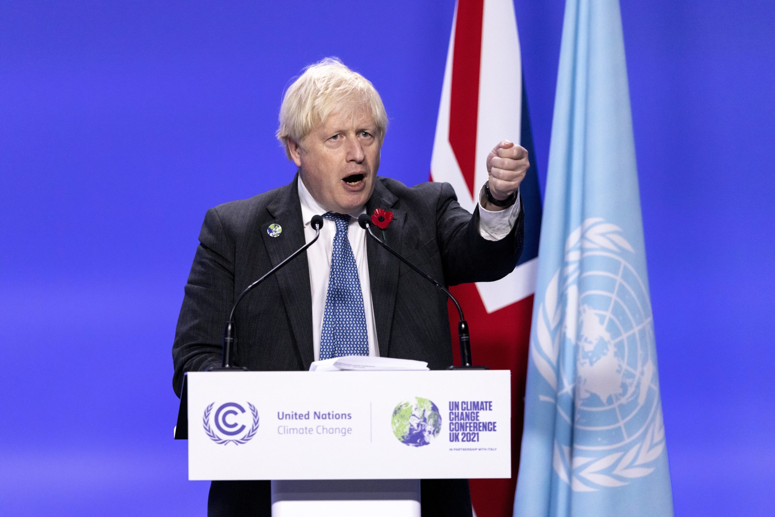 COP26: É preciso pôr o dinheiro na mesa para países pobres, diz Boris Johnson
