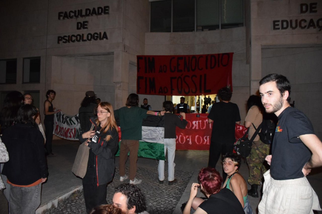 Protesto por Gaza na Universidade de Lisboa resulta em oito detenções. Organização queixa-se de violência policial