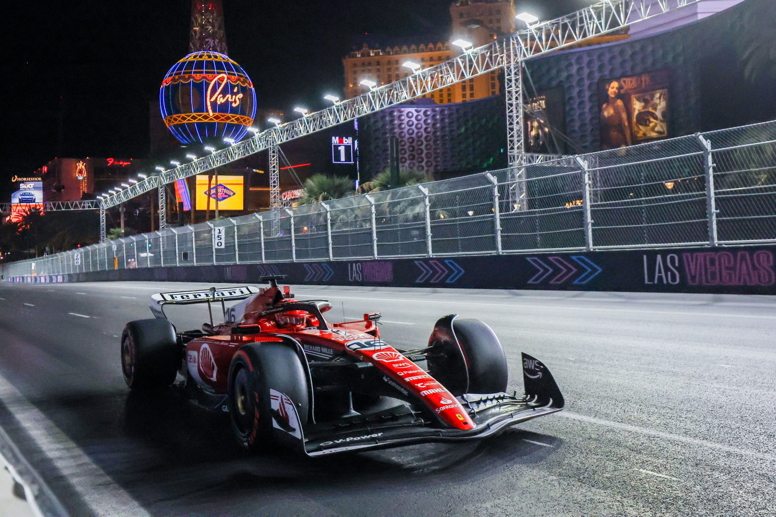 Charles Leclerc assegura ‘pole position’ para o Grande Prémio de Las Vegas
