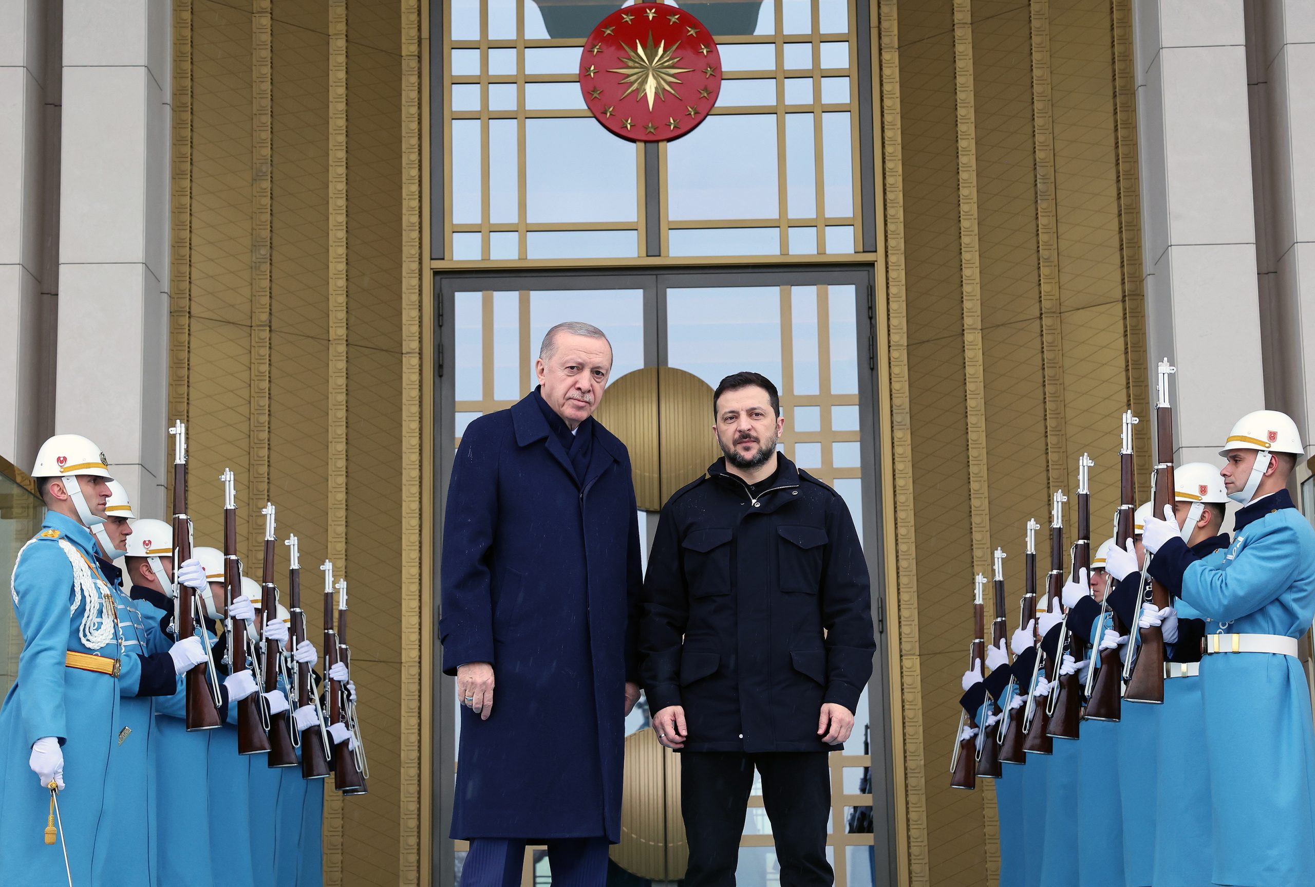 Zelensky quer “garantias de segurança” dos EUA, UE e Turquia num acordo de paz