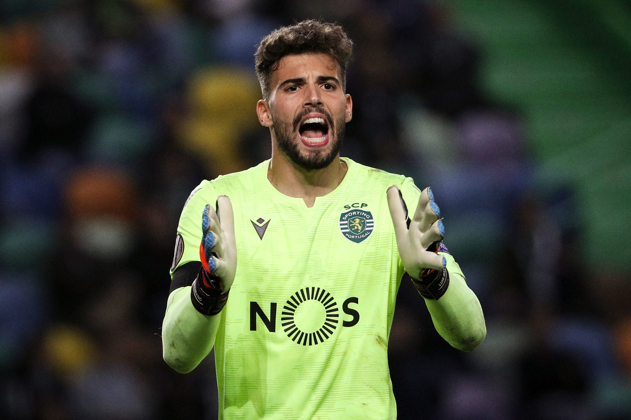 Sporting: Luís Maximiano diz que ficou “bloqueado e sem reação” durante ataque à Academia