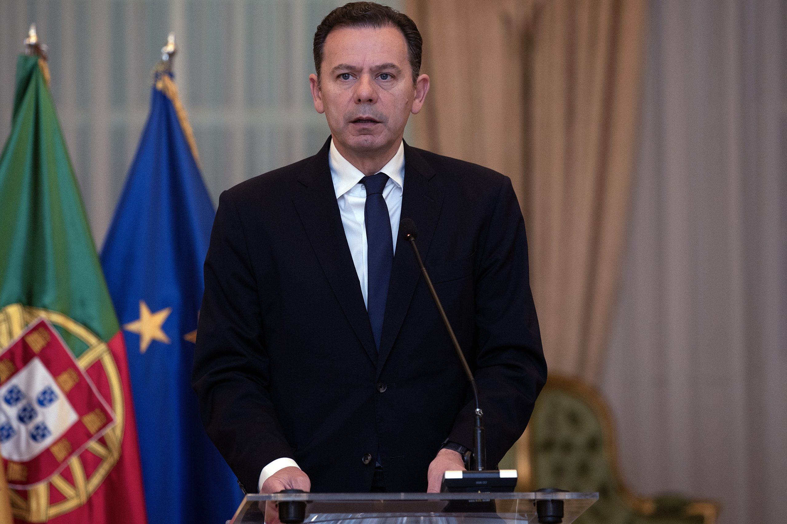 Montenegro rejeita “caos” no SNS, mas o que dizem os números?