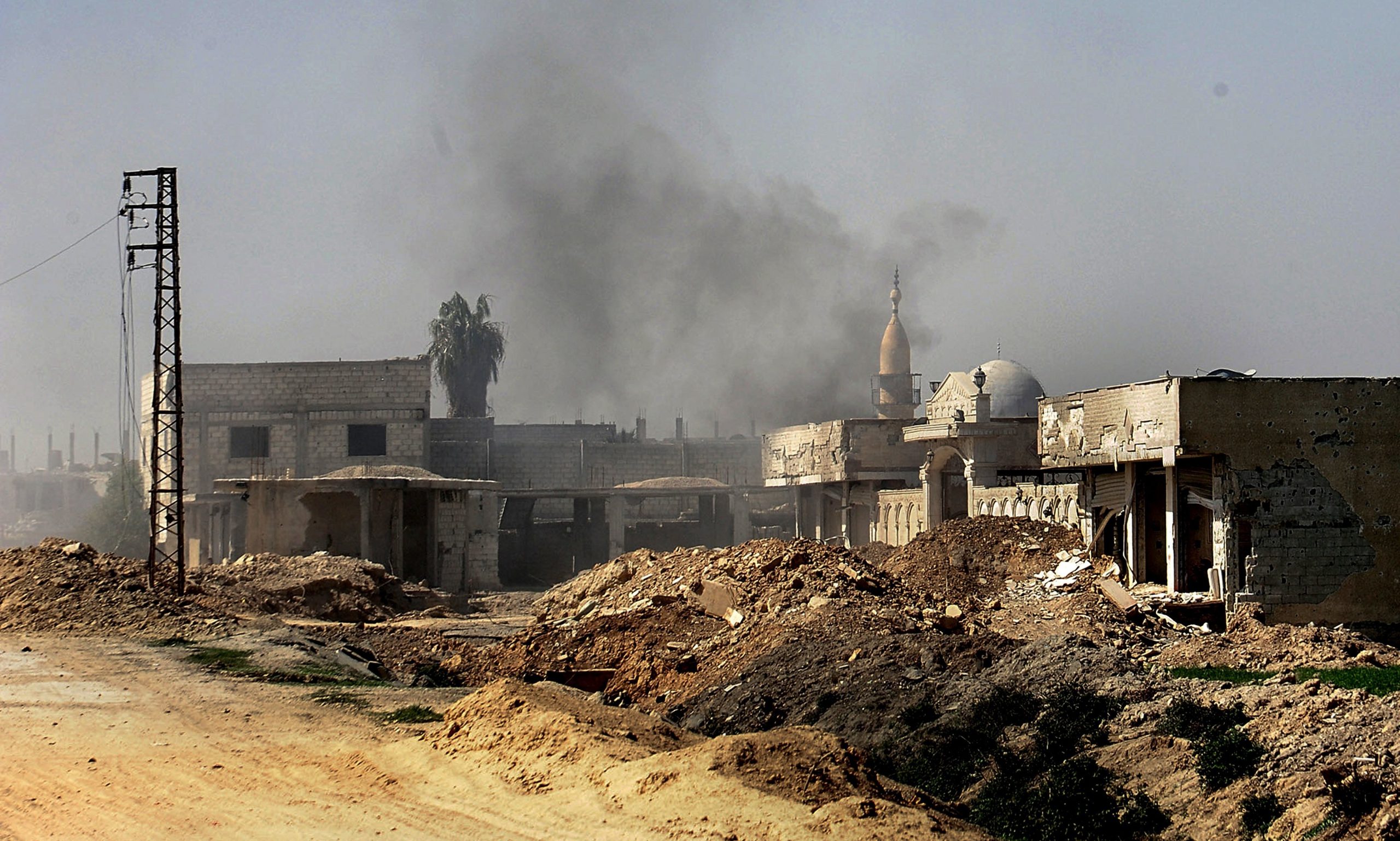 Síria: Observatório estima que mais de 12 mil pessoas fugiram hoje de Ghouta