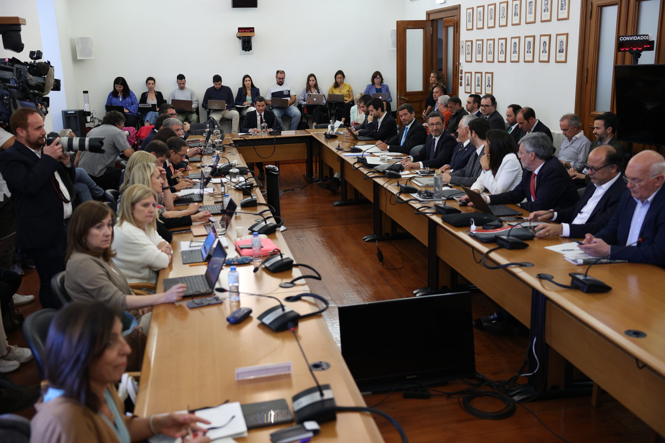 PCP diz ser “preciso tirar consequências” do que já se apurou na comissão de inquérito à TAP