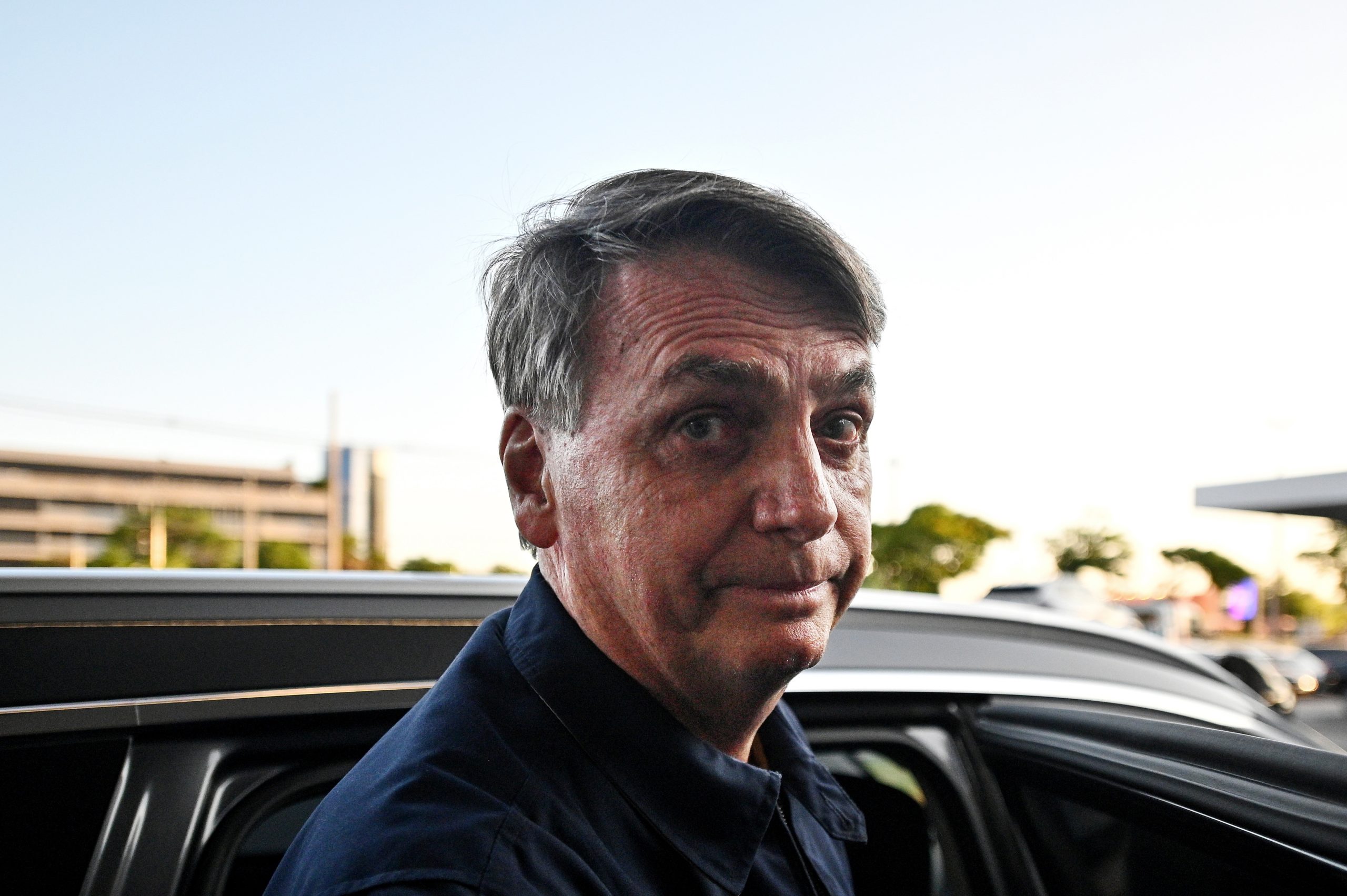 Bolsonaro nega plano de fuga após descoberta de “rascunho” de asilo