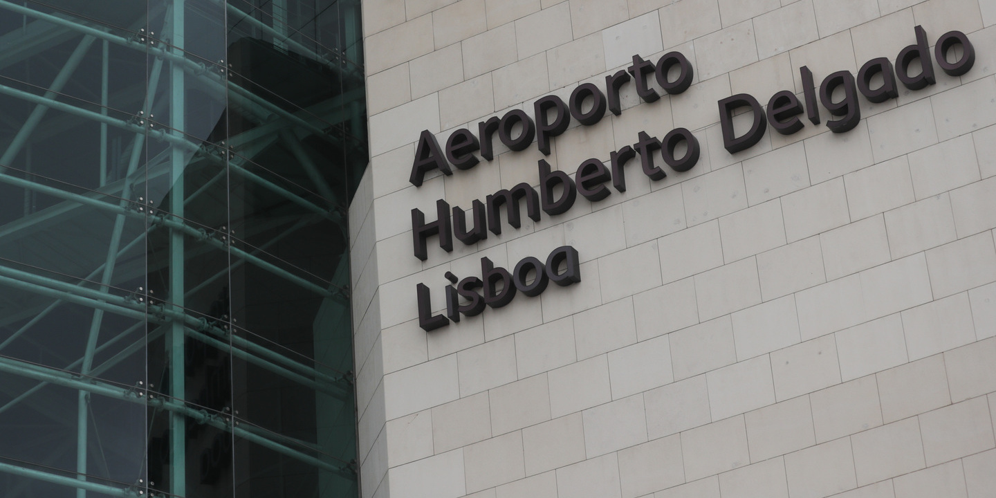 Apreendida cocaína para 35 mil doses individuais no aeroporto de Lisboa